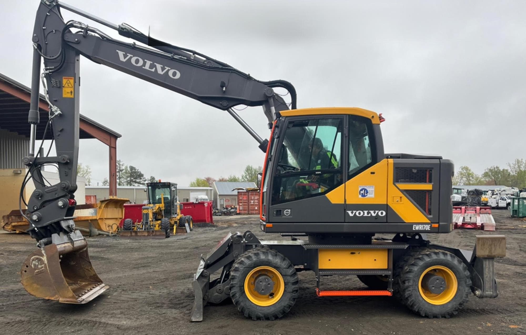 VOLVO EWR170E d%2fLLa.jpeg