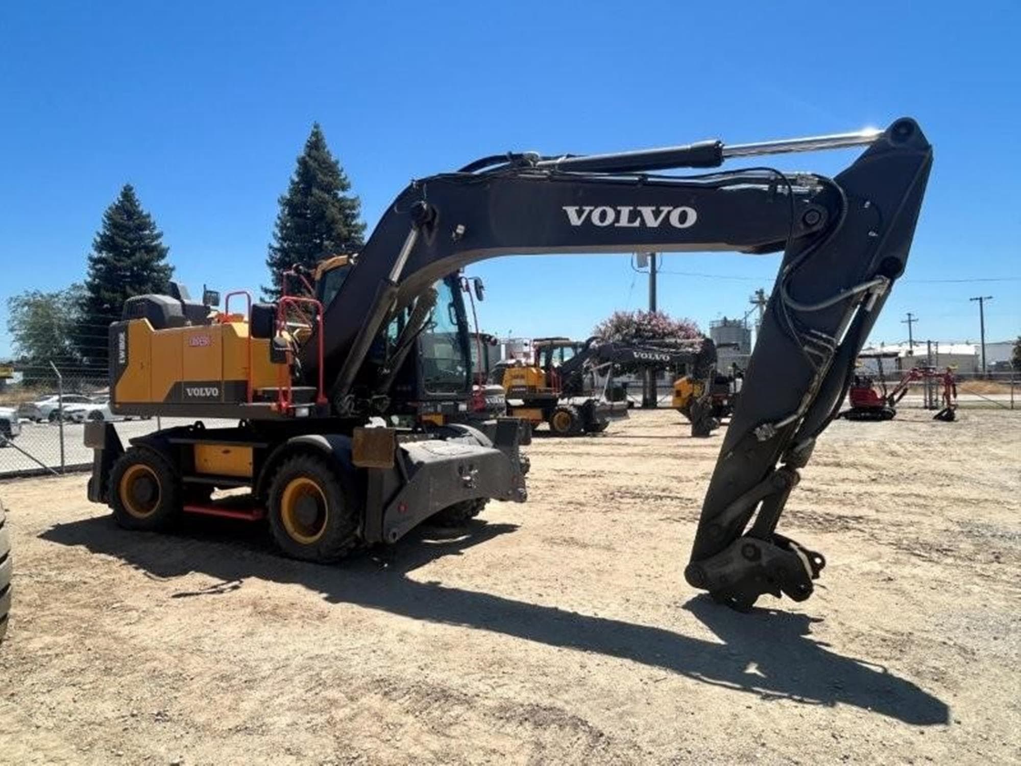 VOLVO EW180E 4gpm7Q8.jpeg