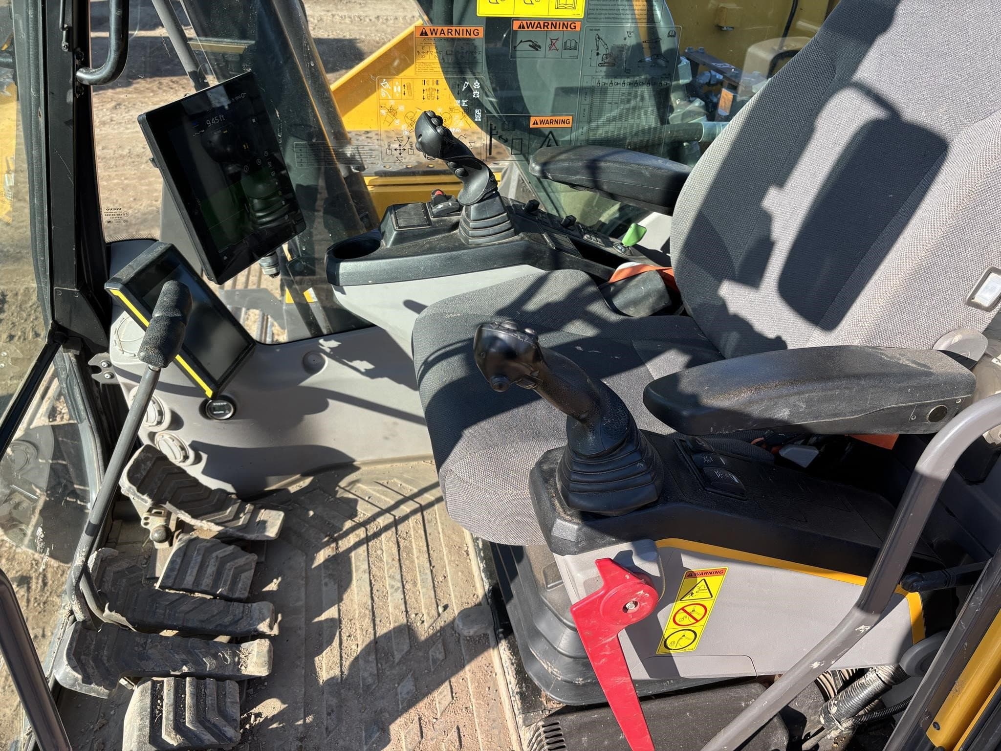 VOLVO EC220EL 2Ric6xM.jpeg