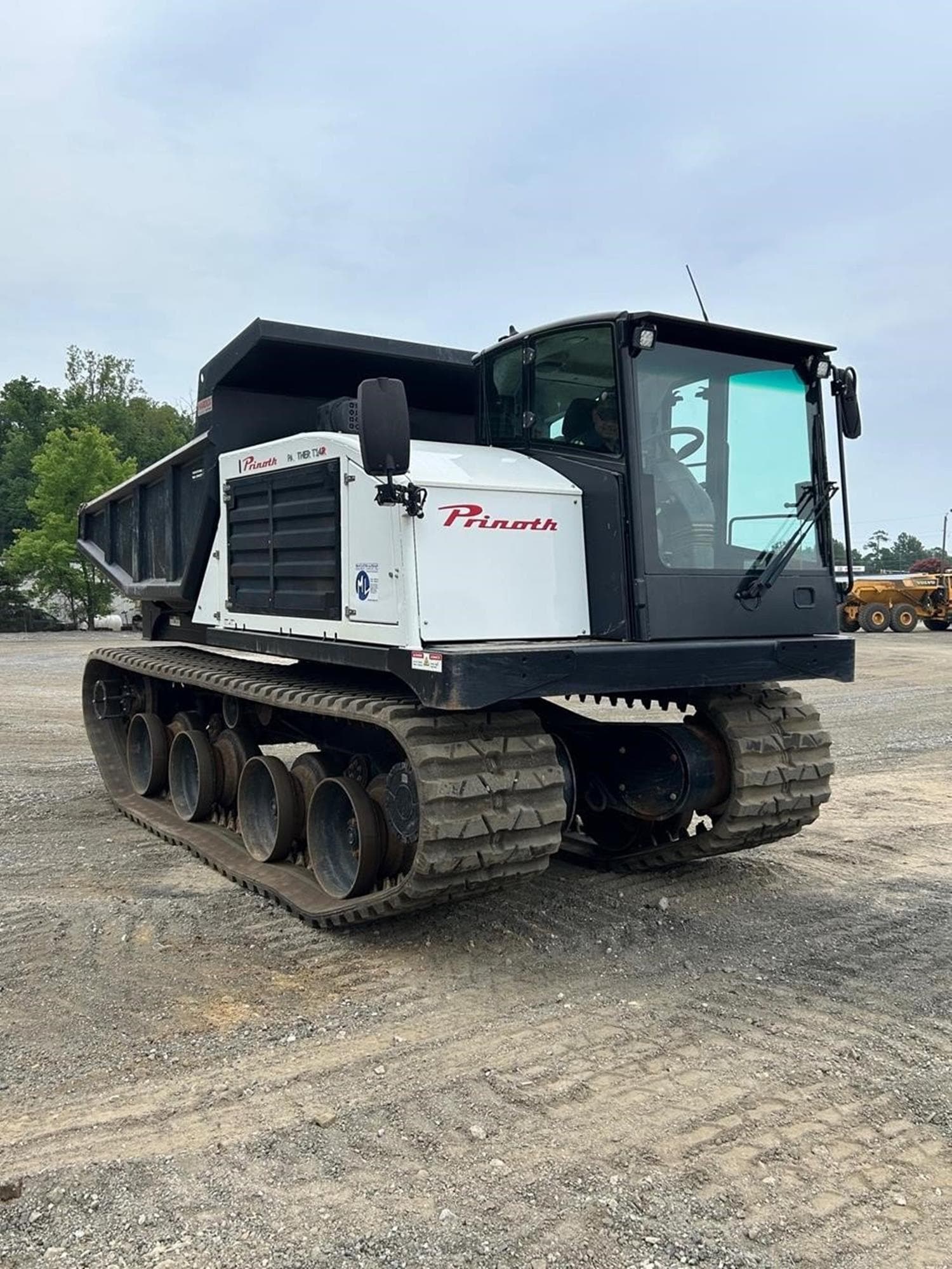 PRINOTH PANTHER T14R e0asVRp.jpeg