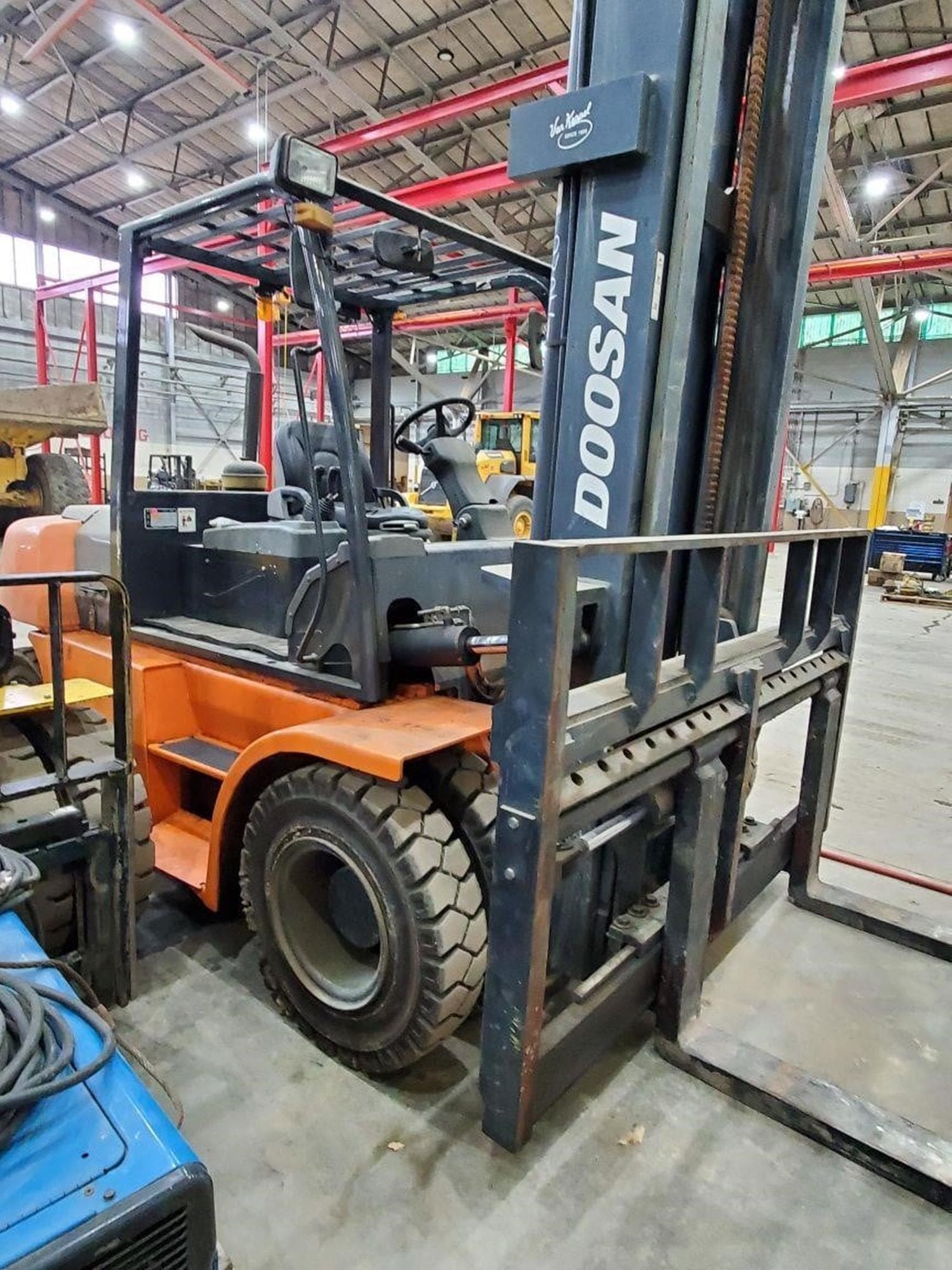 DOOSAN D70S-5 9xYmOiS.jpeg