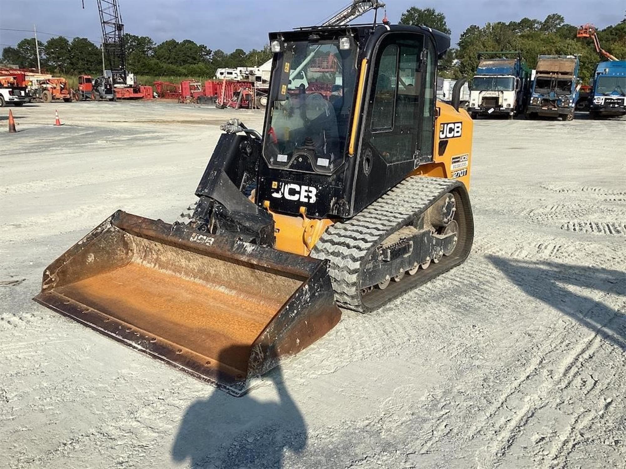 JCB 270T OQ61G1V.jpeg
