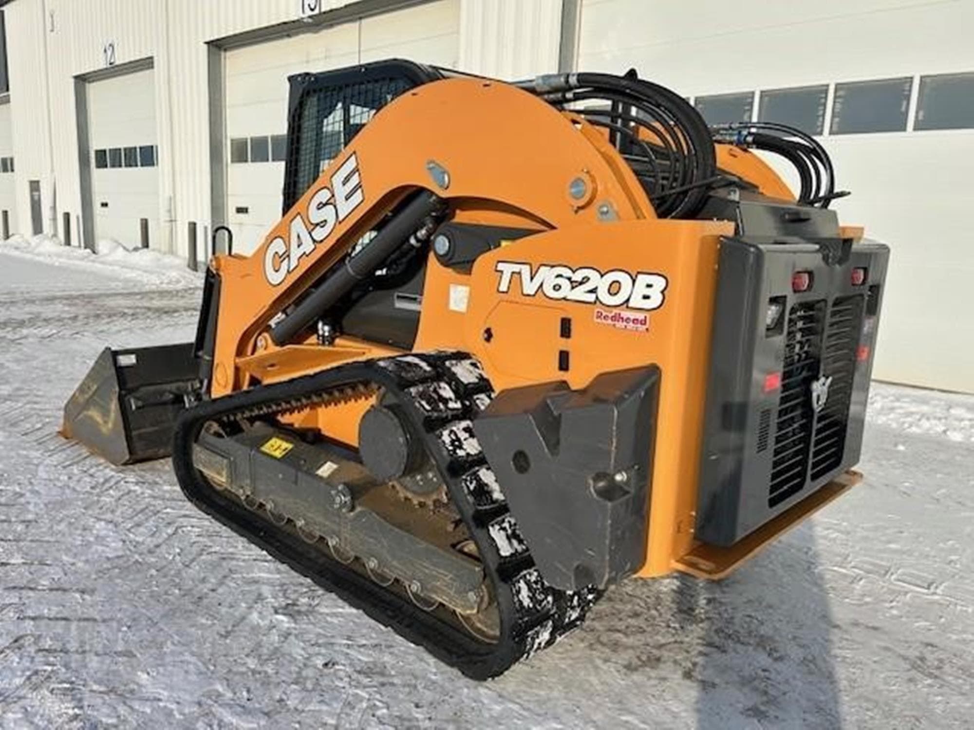 CASE TV620B ZM8T4j4.jpeg