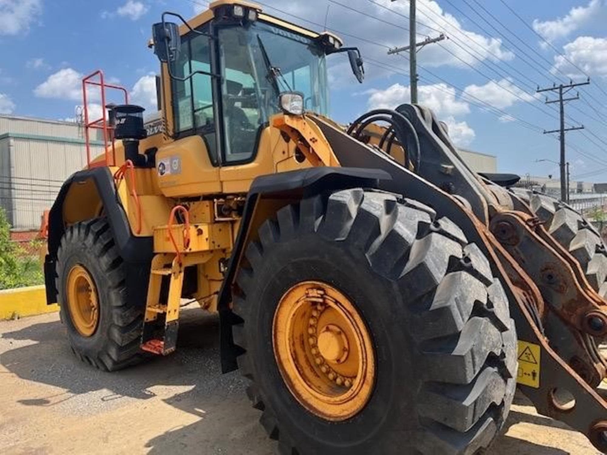 VOLVO L150H tmdRmXb.jpeg
