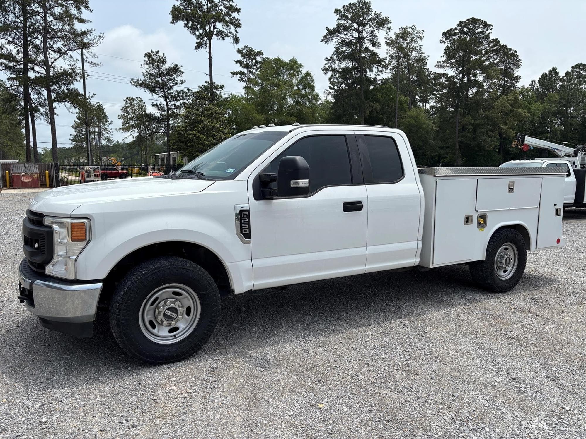 FORD F250 XL Sds%2fQ.jpeg