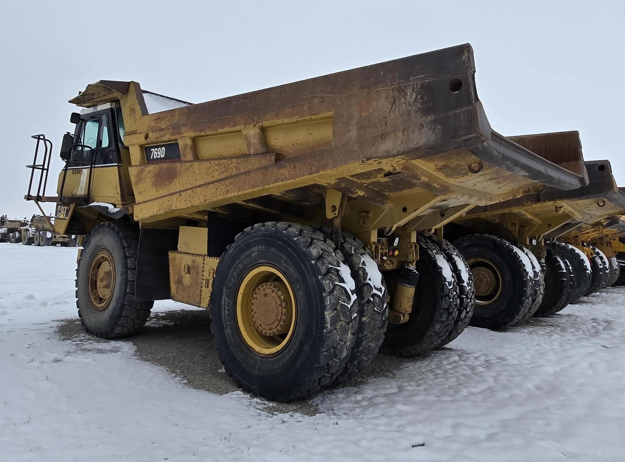 CATERPILLAR 769D MPrsjg9.jpeg