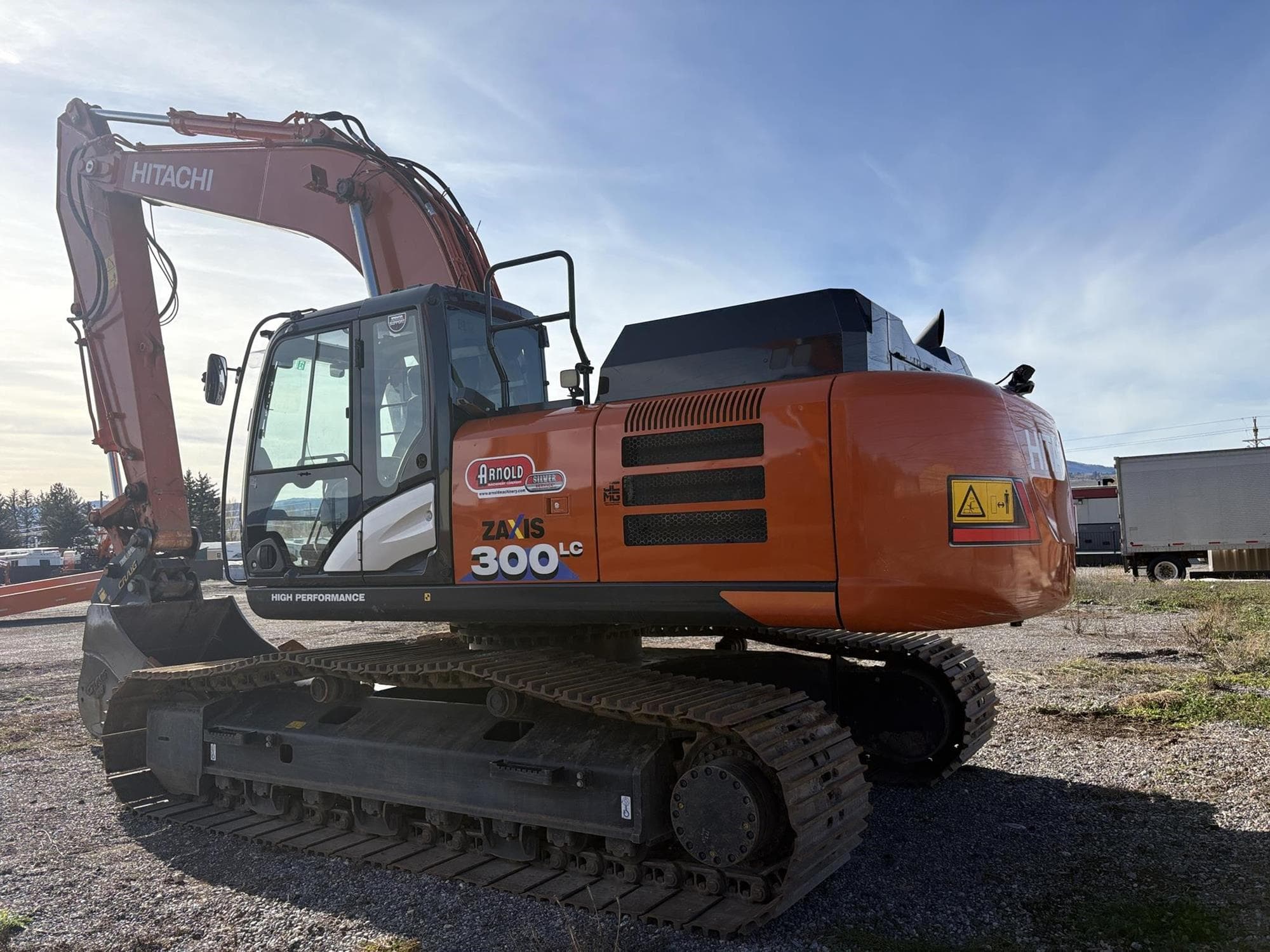 HITACHI ZX300 LC-6 b%2fU9b.jpeg