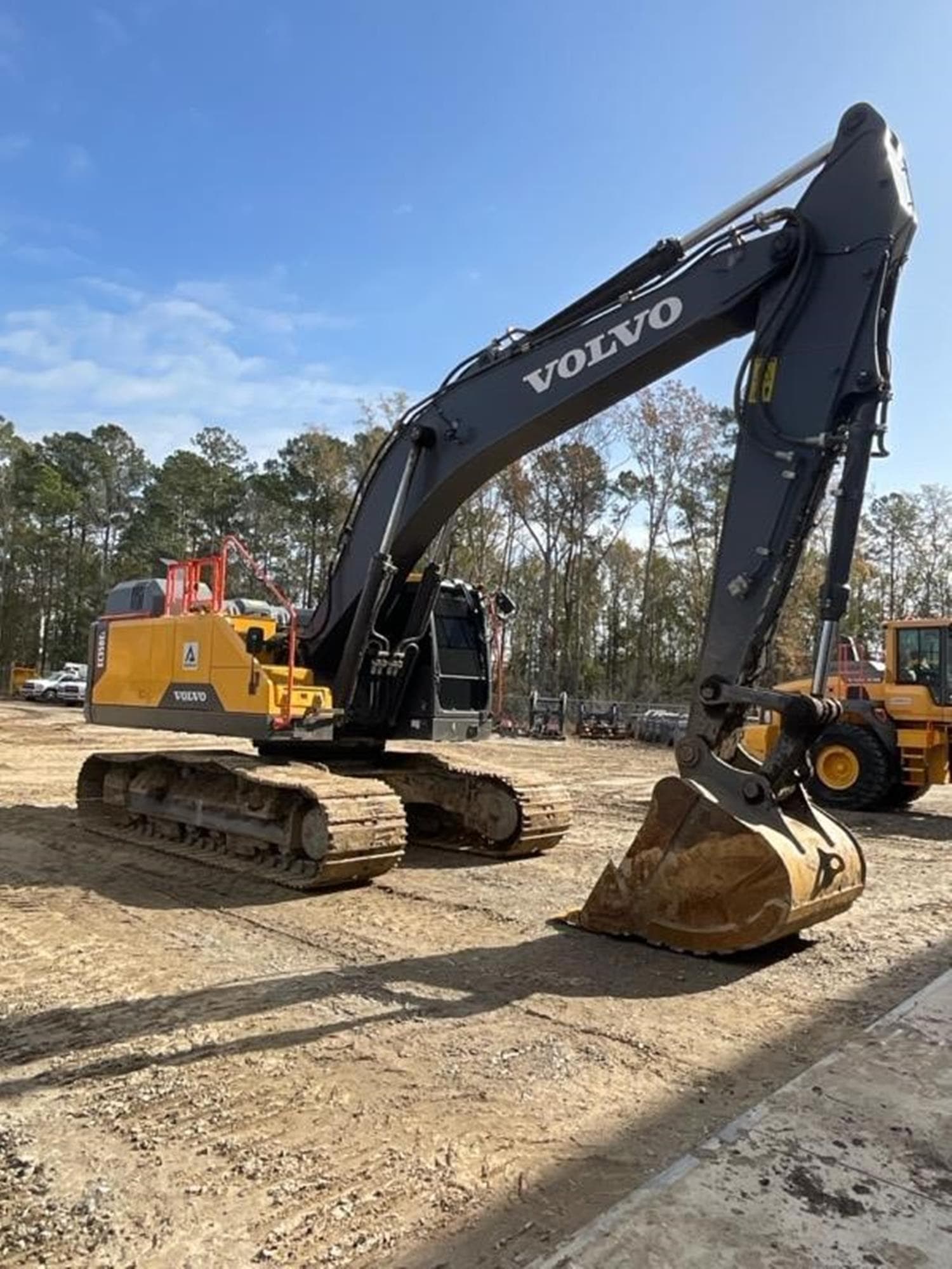 VOLVO EC350EL Yk49B94.jpeg
