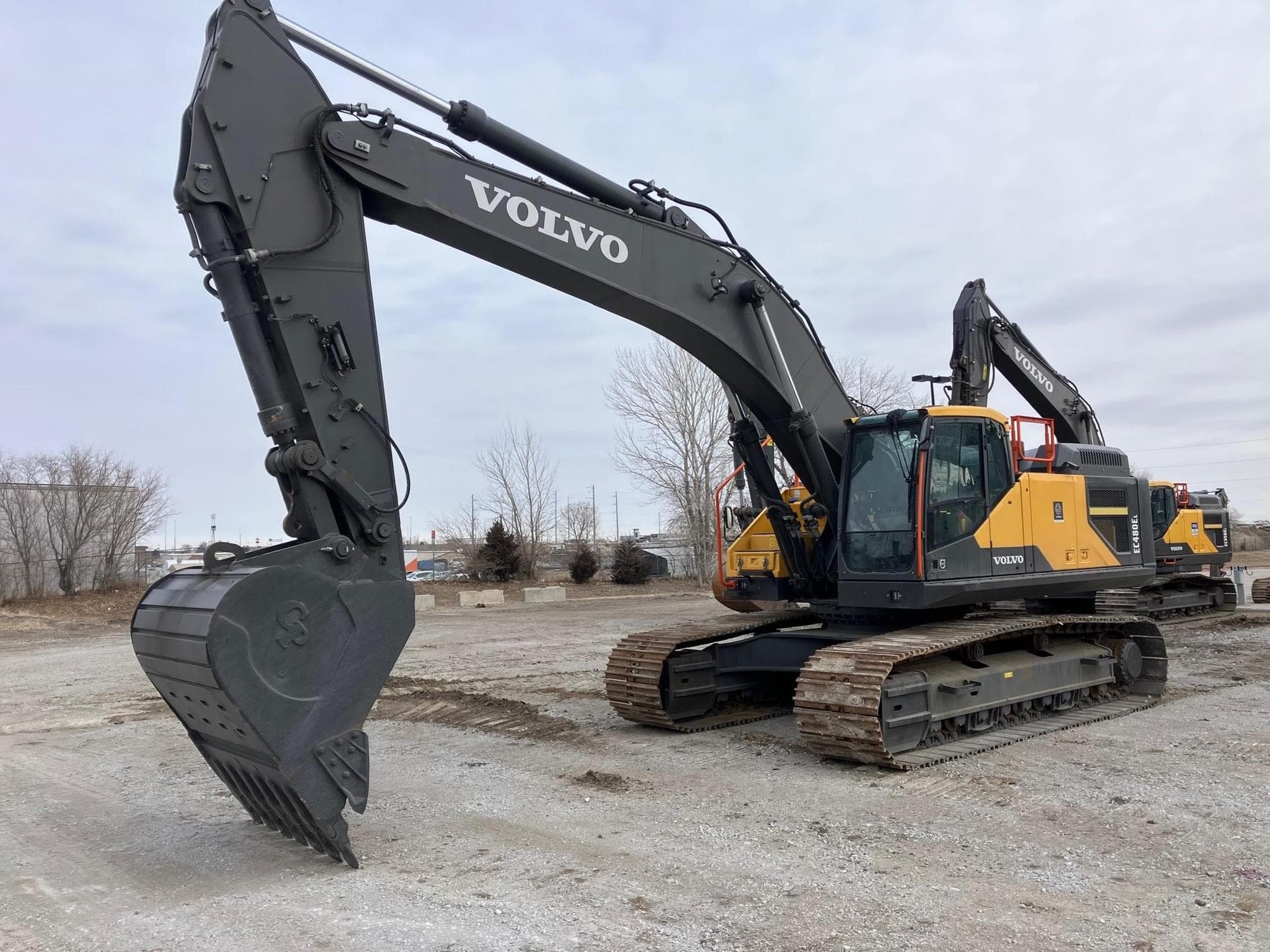 VOLVO EC480EL VyTkm4R.jpeg
