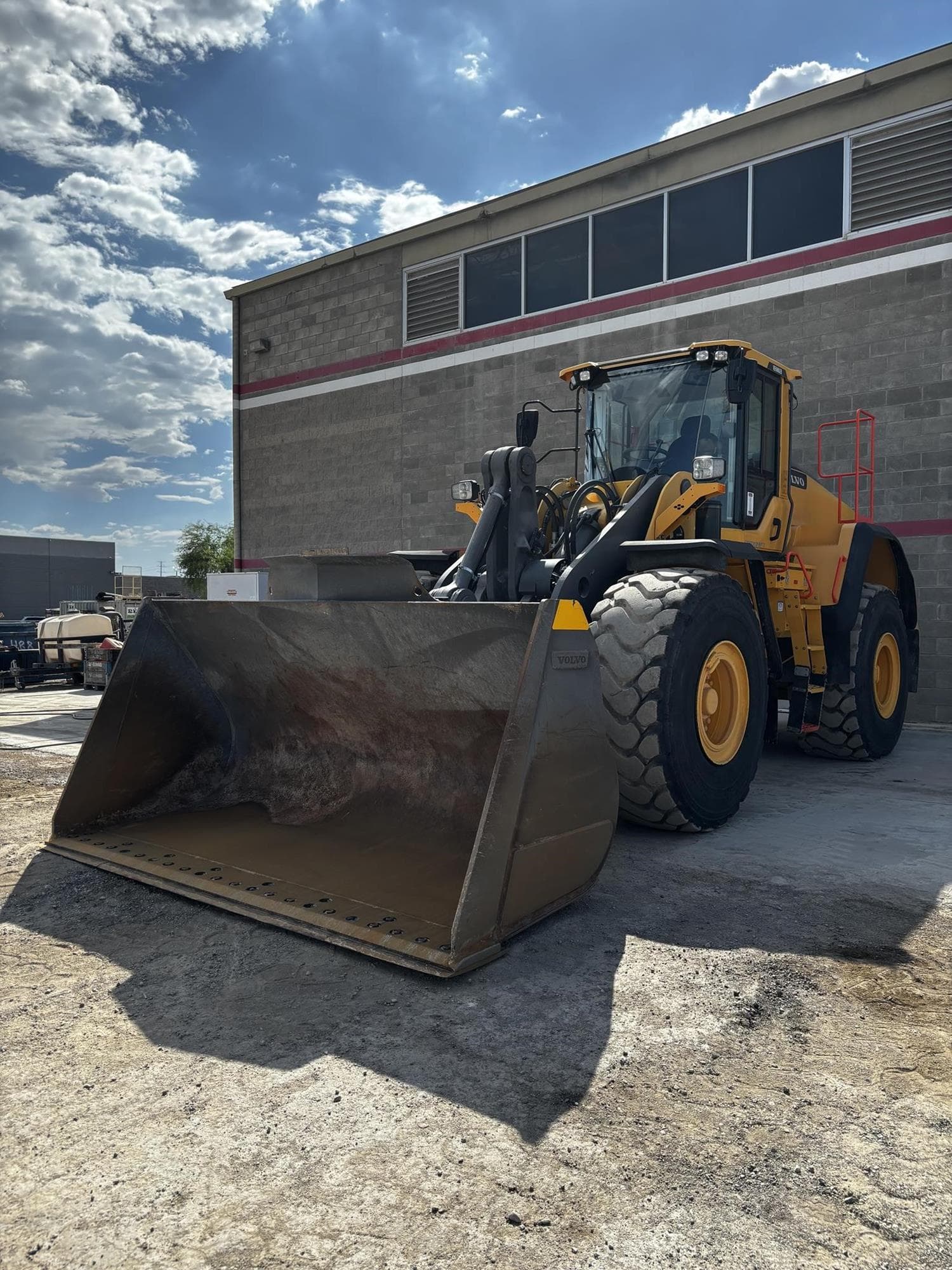 VOLVO L150H FV%2fVh.jpeg