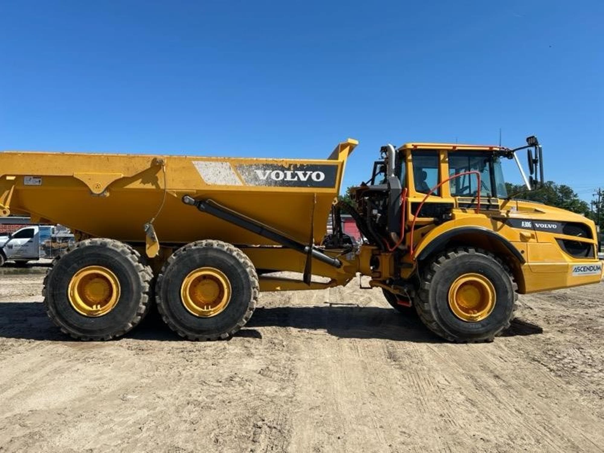 VOLVO A30G jqjpnv6.jpeg