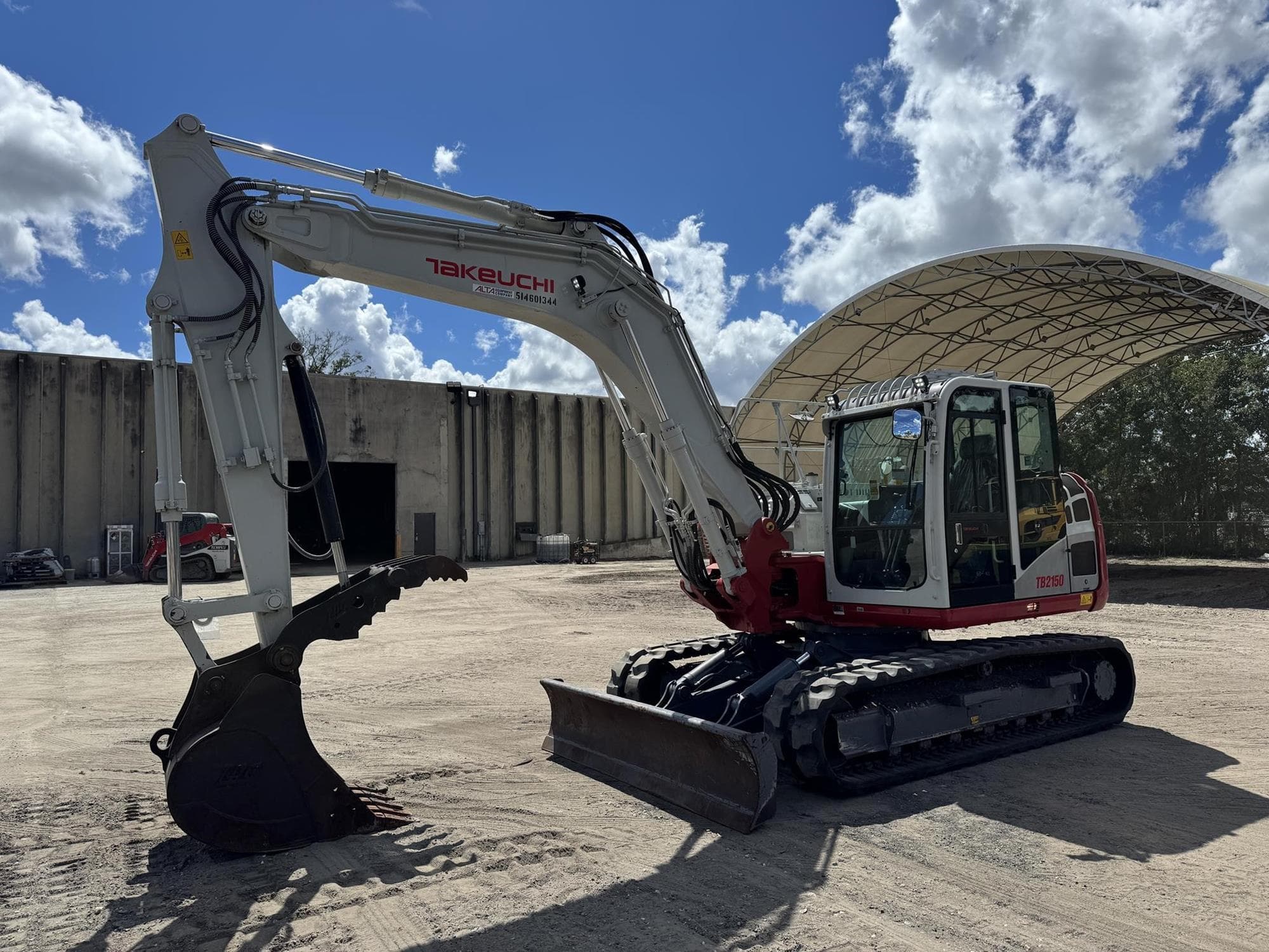 TAKEUCHI TB2150 xOceThu.jpeg