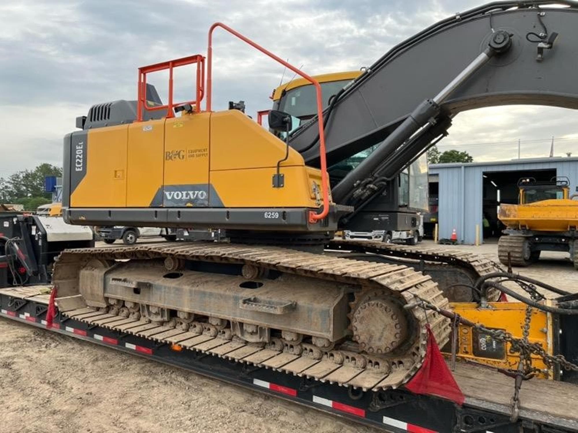 VOLVO EC220EL CmyrrwJ.jpeg