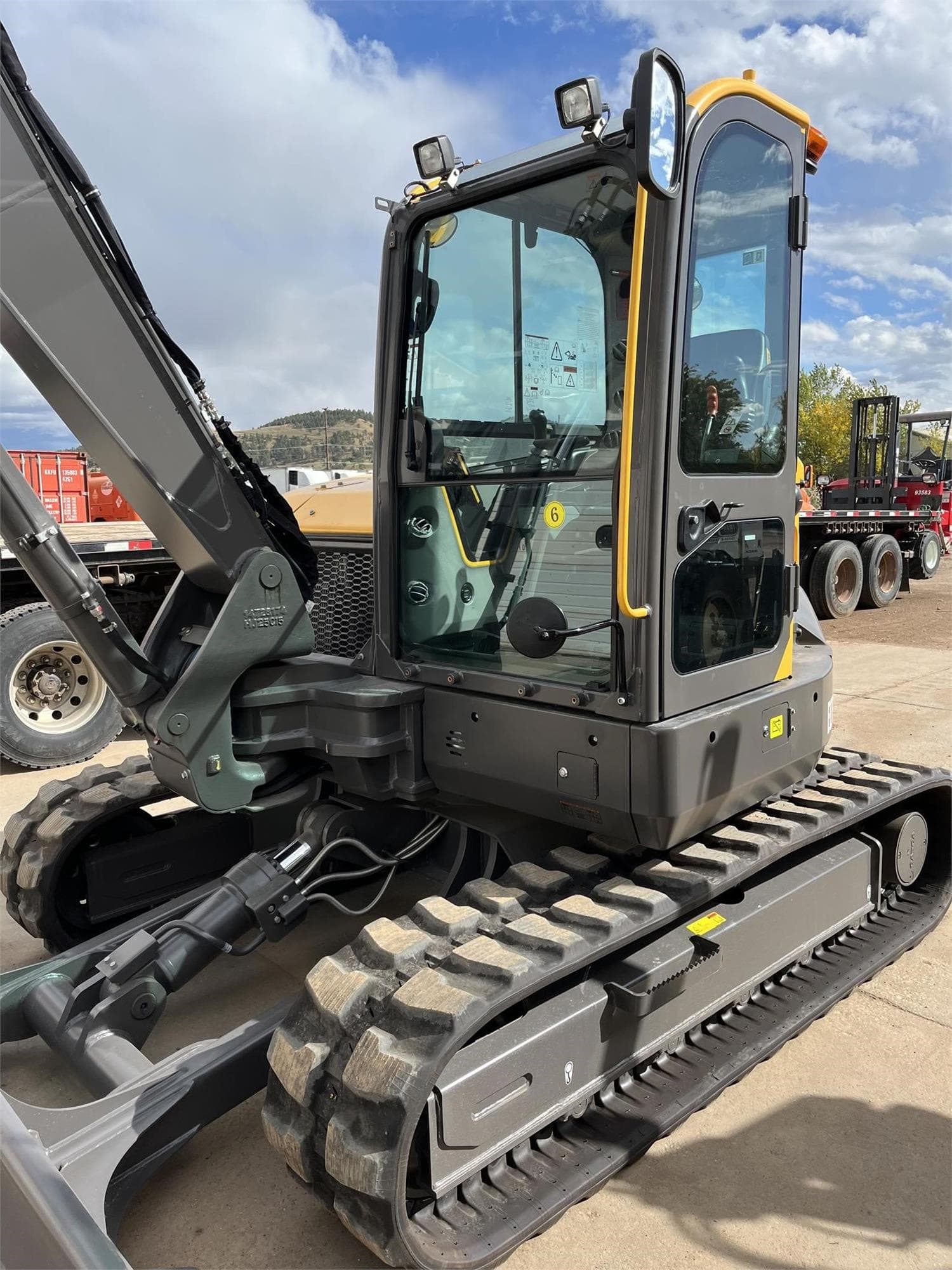 VOLVO ECR88D 2fii6DH.jpeg