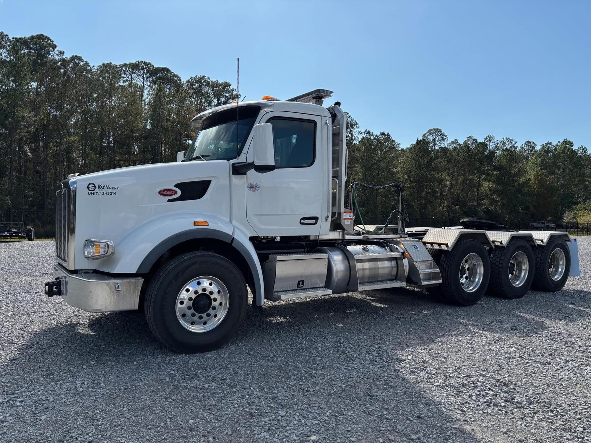 PETERBILT 567 %2fxLZC.jpeg