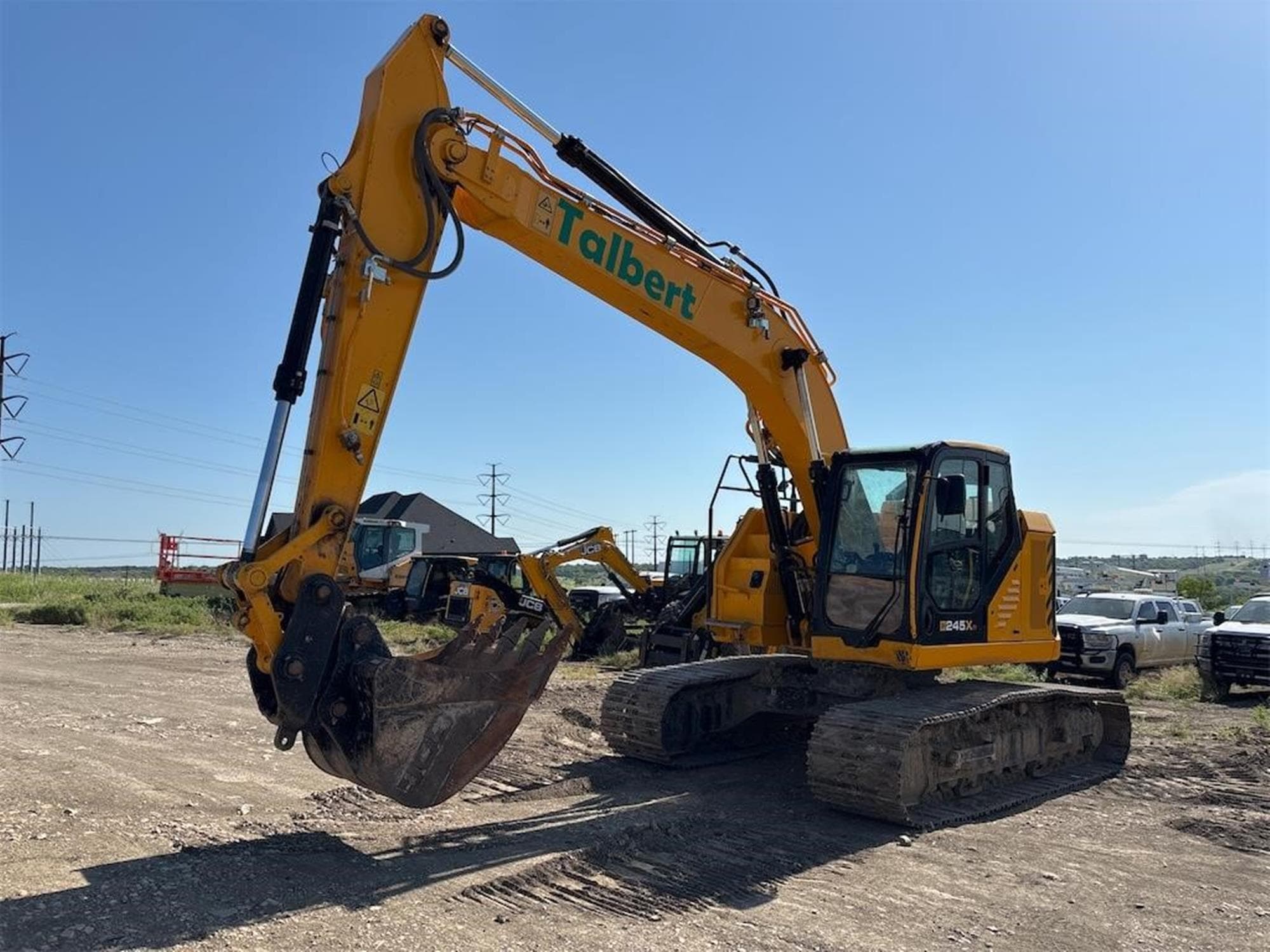 JCB 245XR bRZU7af.jpeg