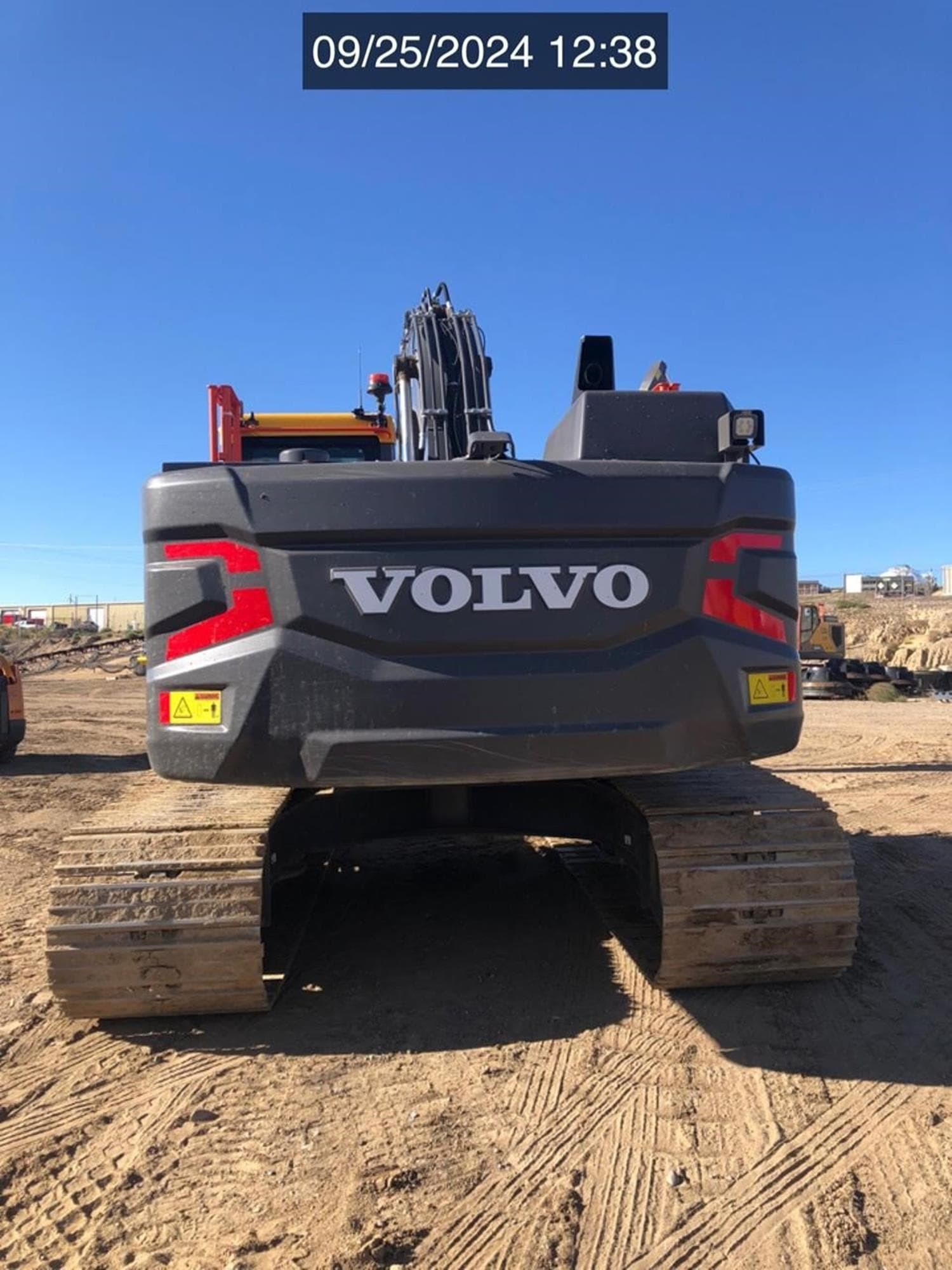 VOLVO EC200EL Inb%2fL.jpeg