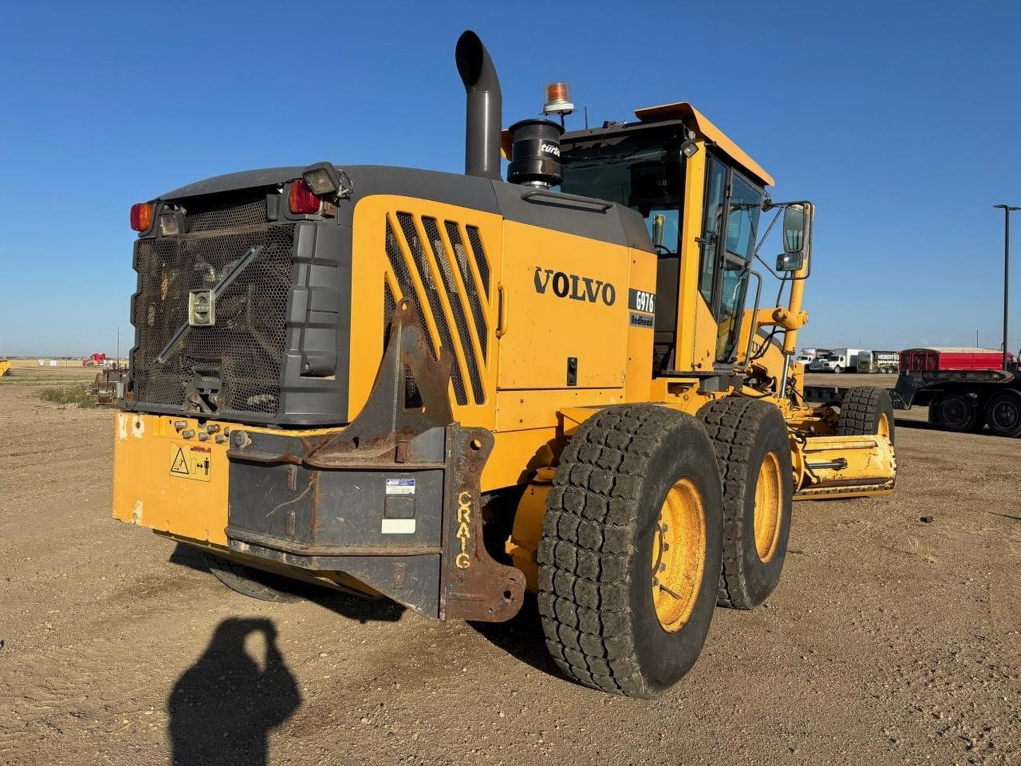VOLVO G976 n935LIw.jpeg