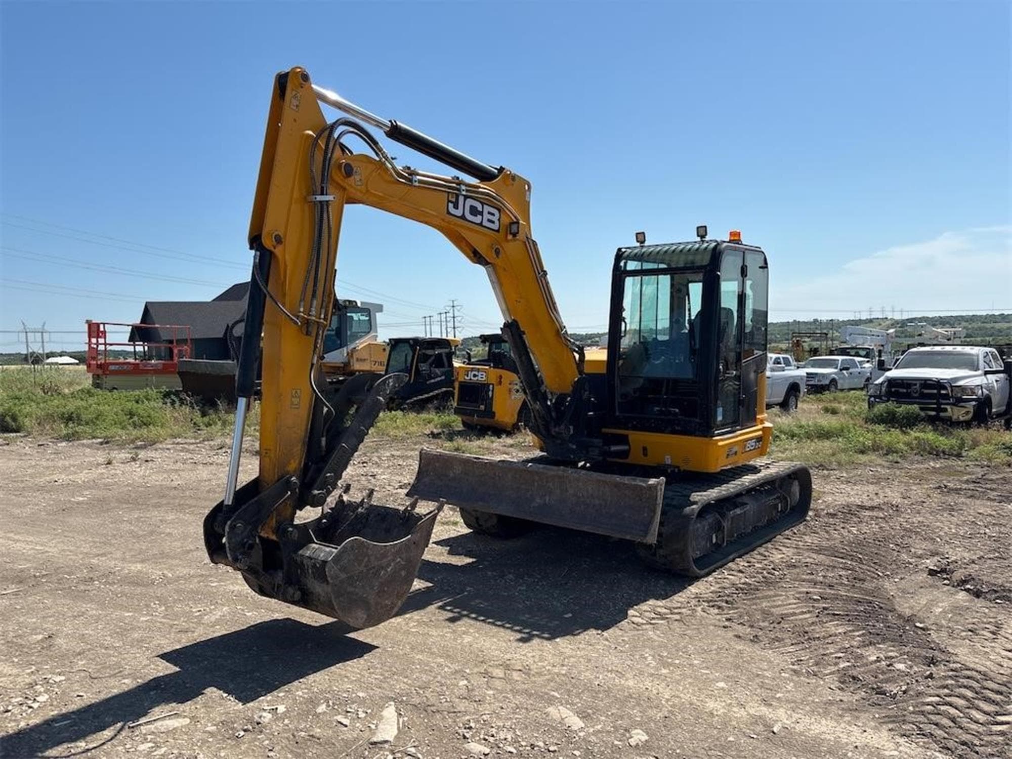 JCB 85Z-1 3i8GUz7.jpeg