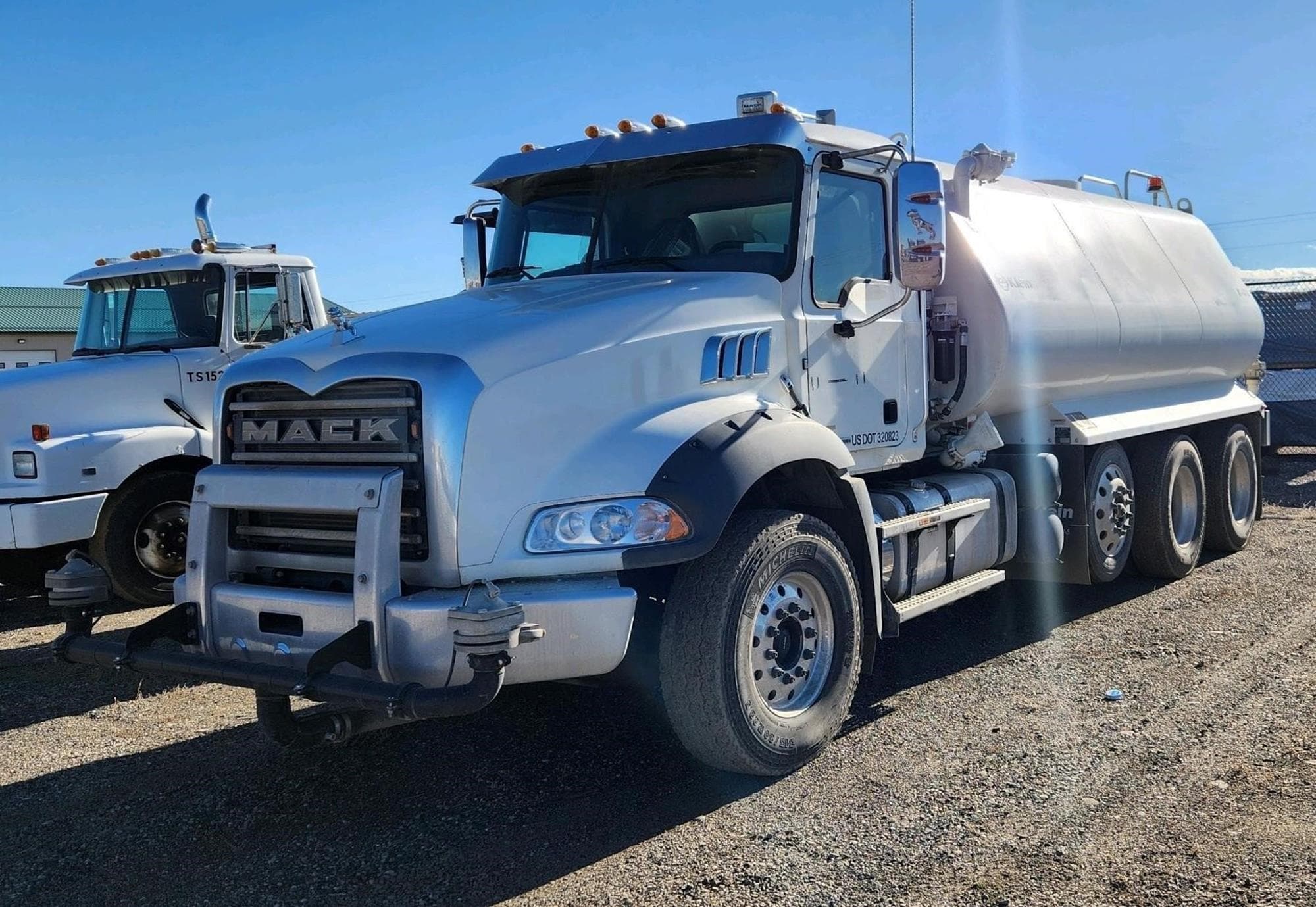 MACK GRANITE 84BR HgfeISu.jpeg