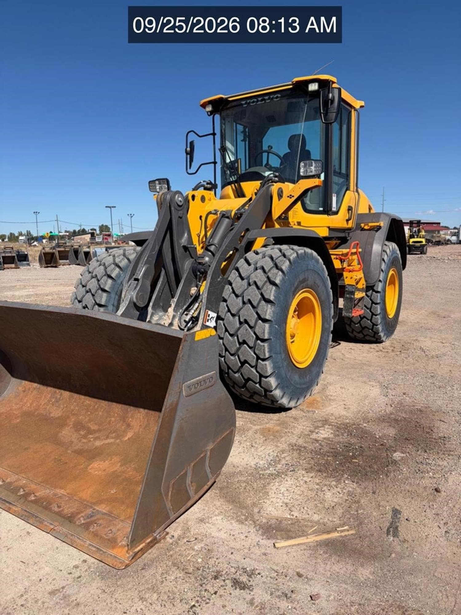 VOLVO L105 hIHCGjL.jpeg