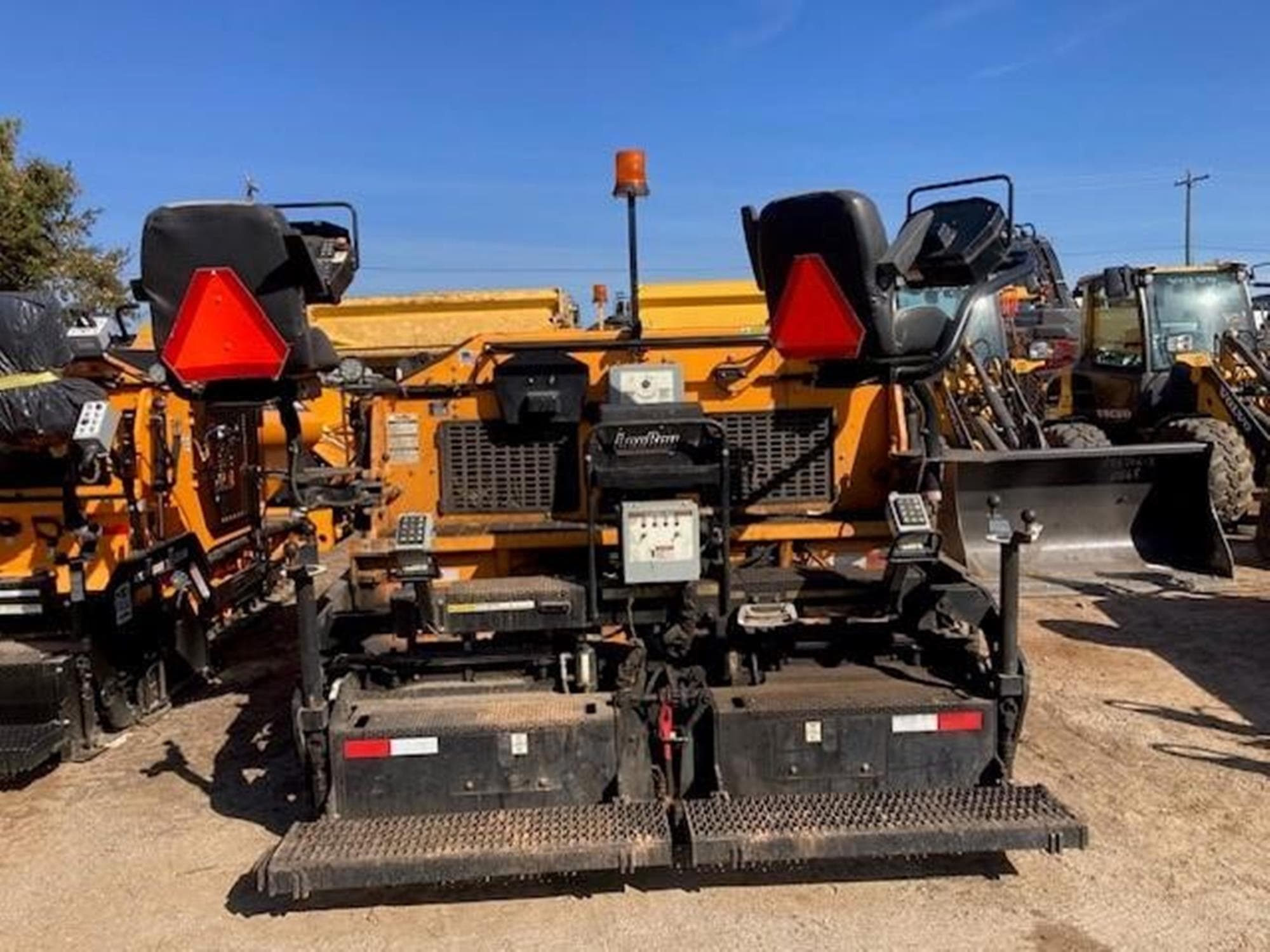 LEEBOY 8530 1xC3GzO.jpeg