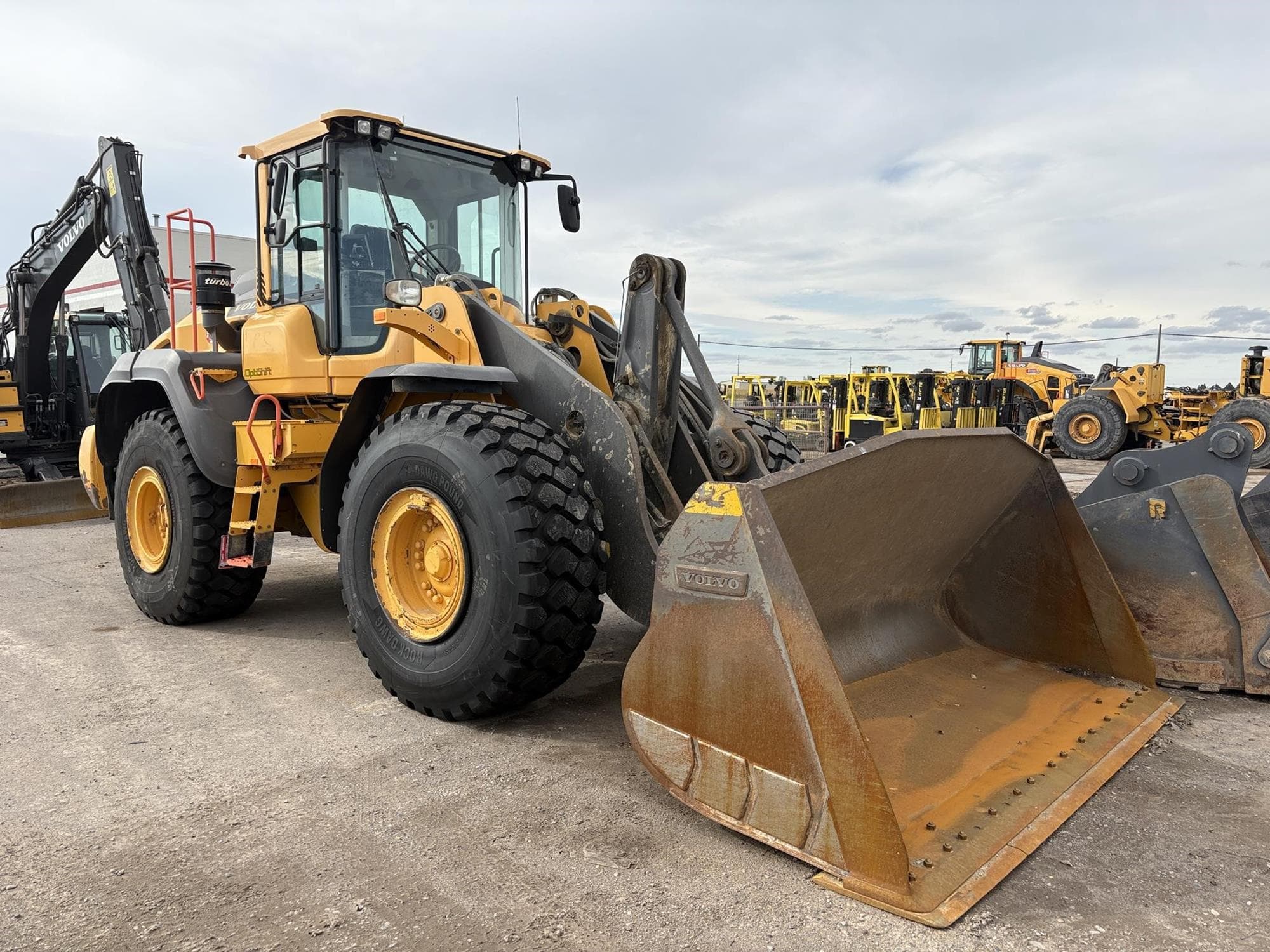 VOLVO L110H 3bYH%2f.jpeg