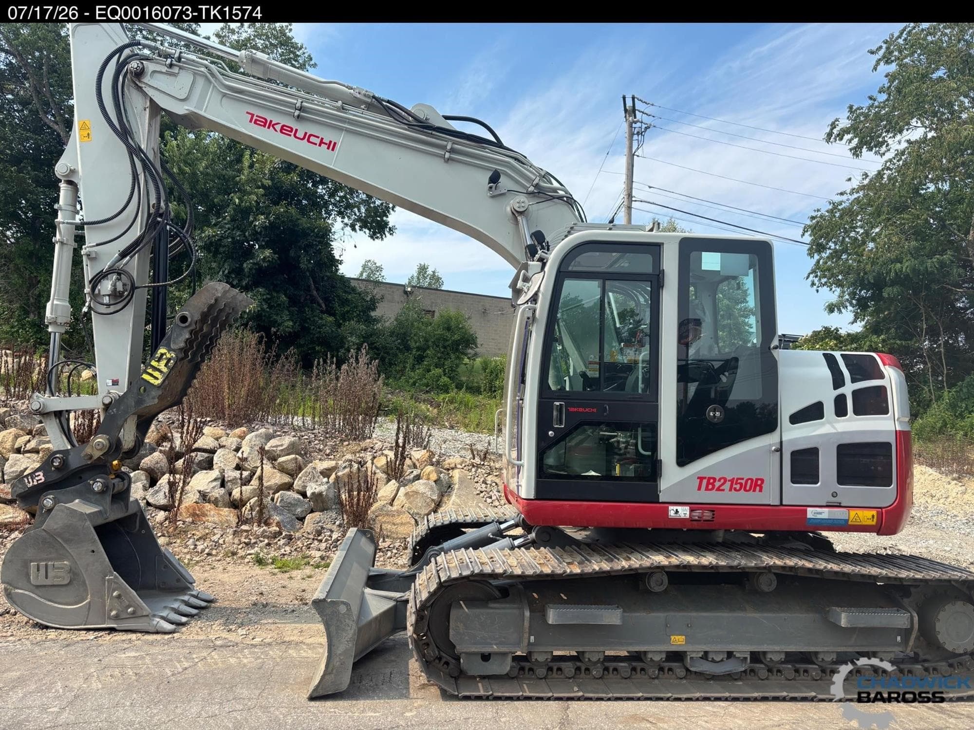TAKEUCHI TB2150R leFv4BF.jpeg