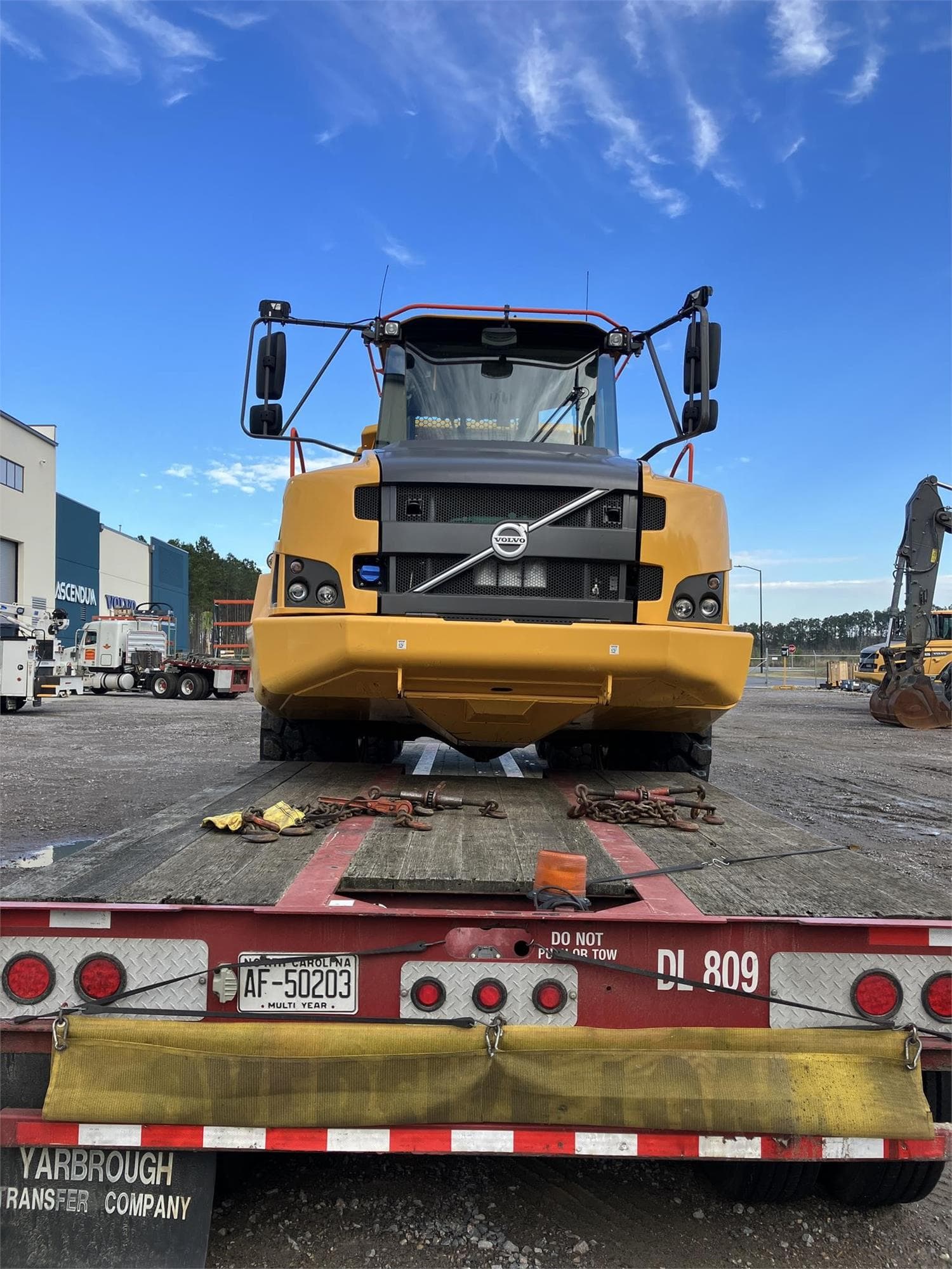 VOLVO A25G JmTmXEJ.jpeg