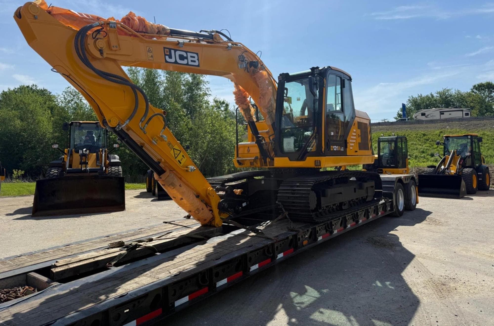JCB 131X LC 0nF0Rfa.jpeg