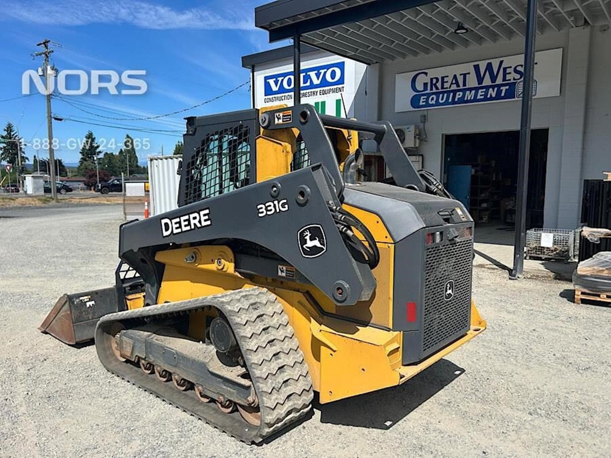 DEERE 331G FzocYzj.jpeg