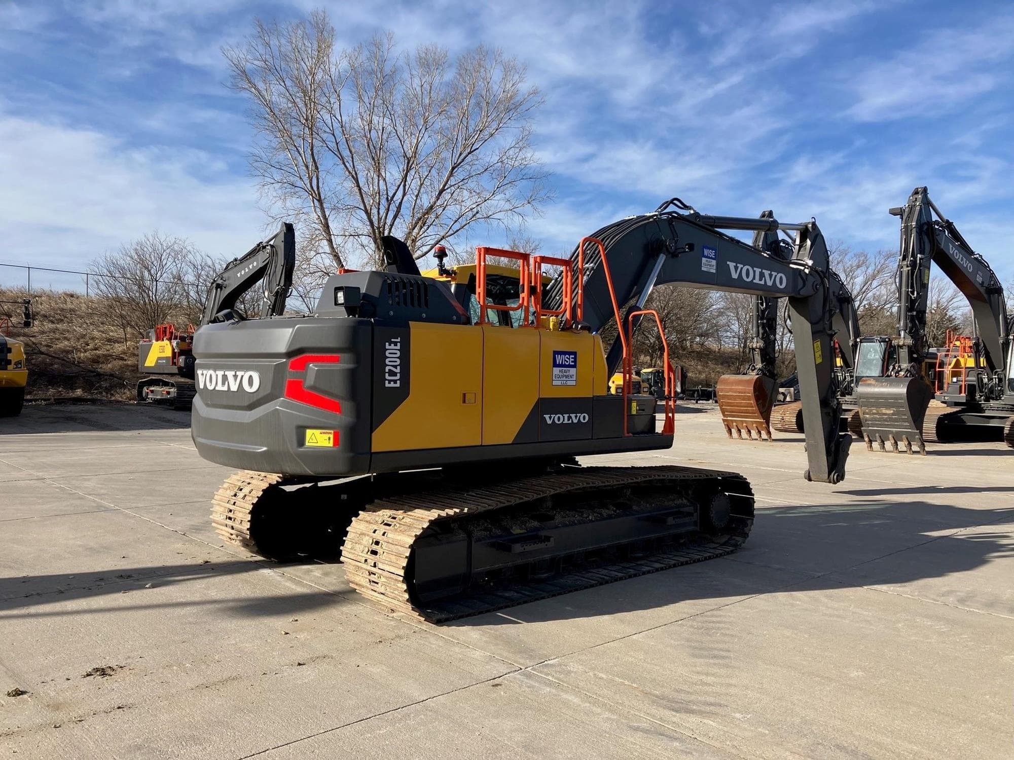 VOLVO EC200EL HCvR3Bt.jpeg