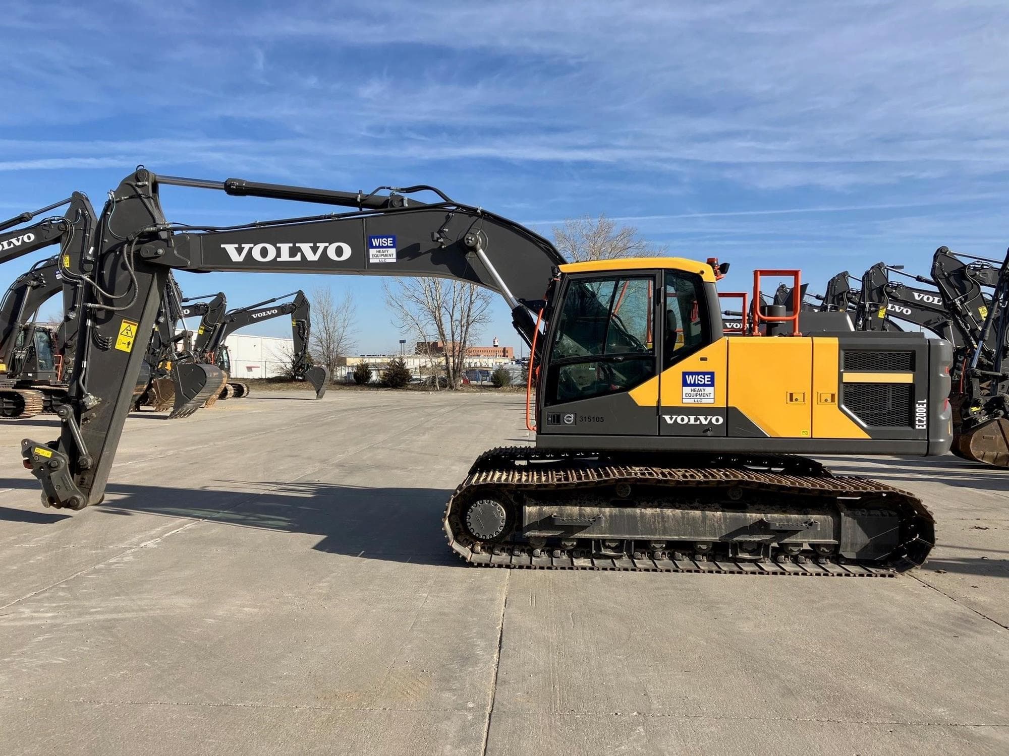 VOLVO EC200EL ytnB9rr.jpeg
