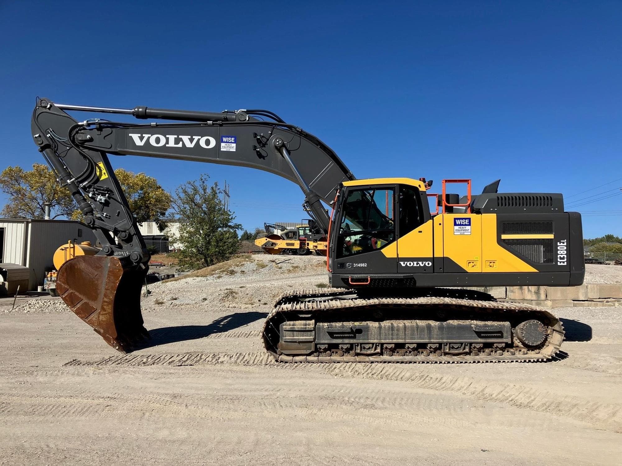 VOLVO EC380EL pKyP2gF.jpeg