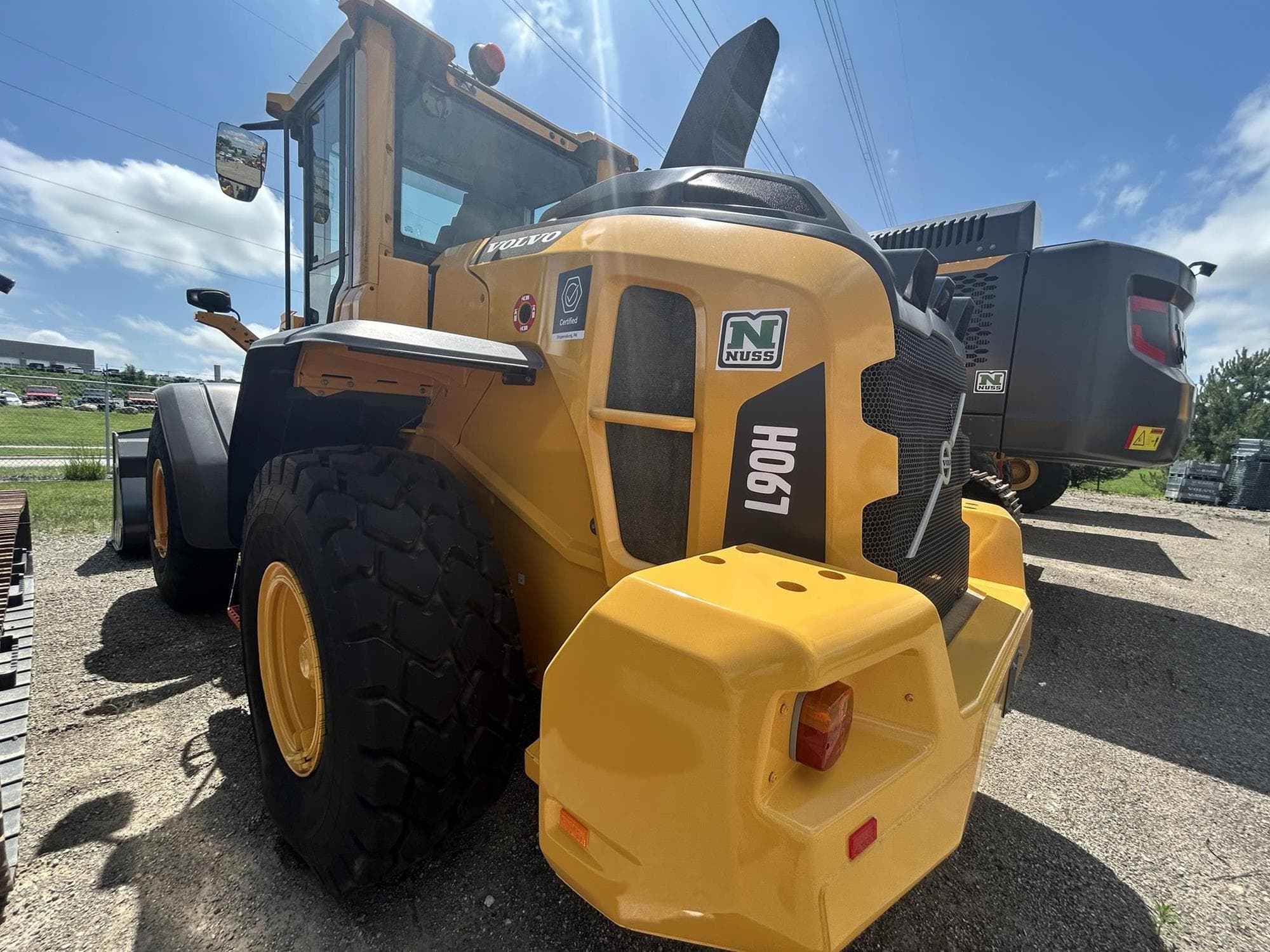 VOLVO L90H tQlHop2.jpeg