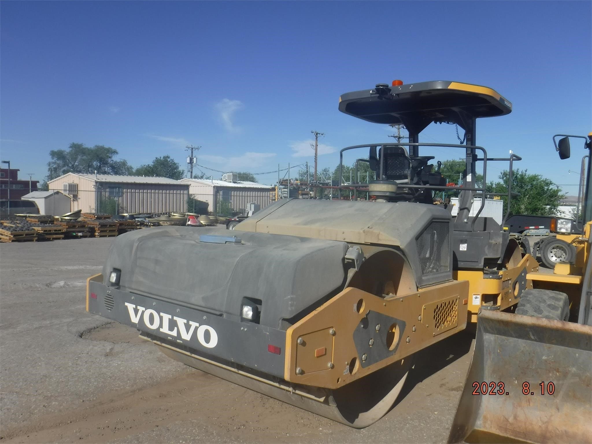 VOLVO DD140C dVtLl1m.jpeg