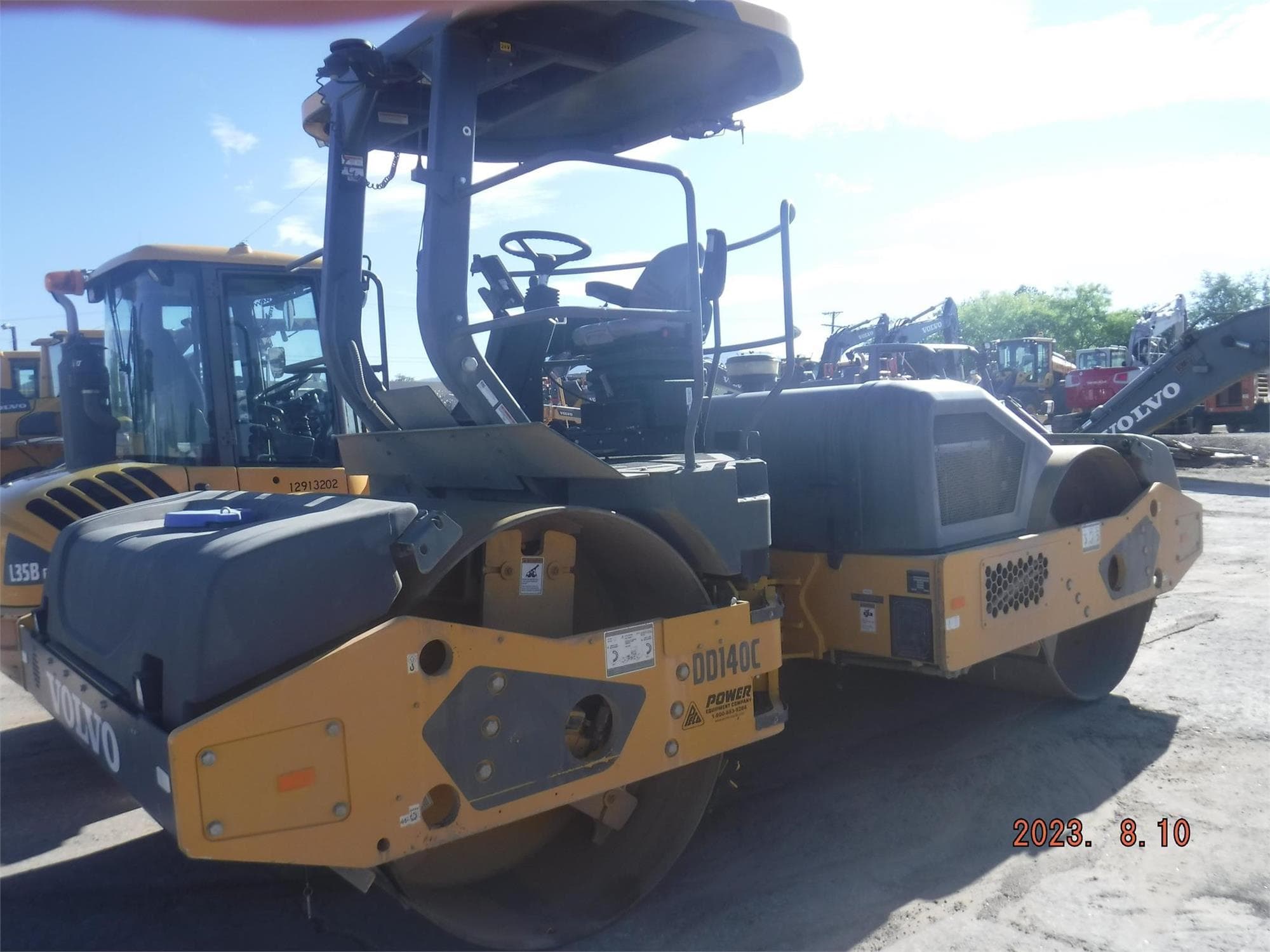 VOLVO DD140C WQJjpsK.jpeg