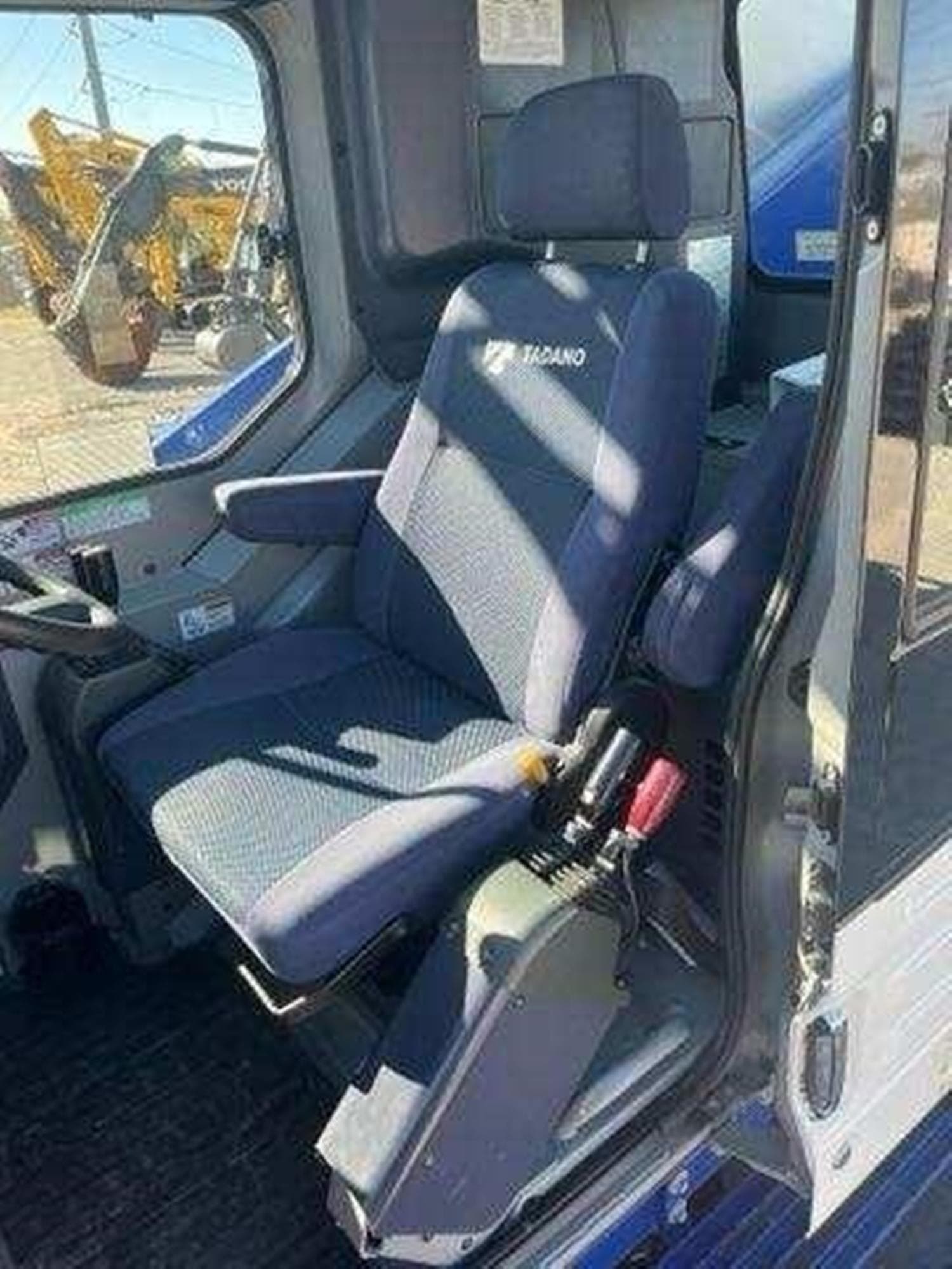 TADANO GR 800XL-4 R5Mt93F.jpeg