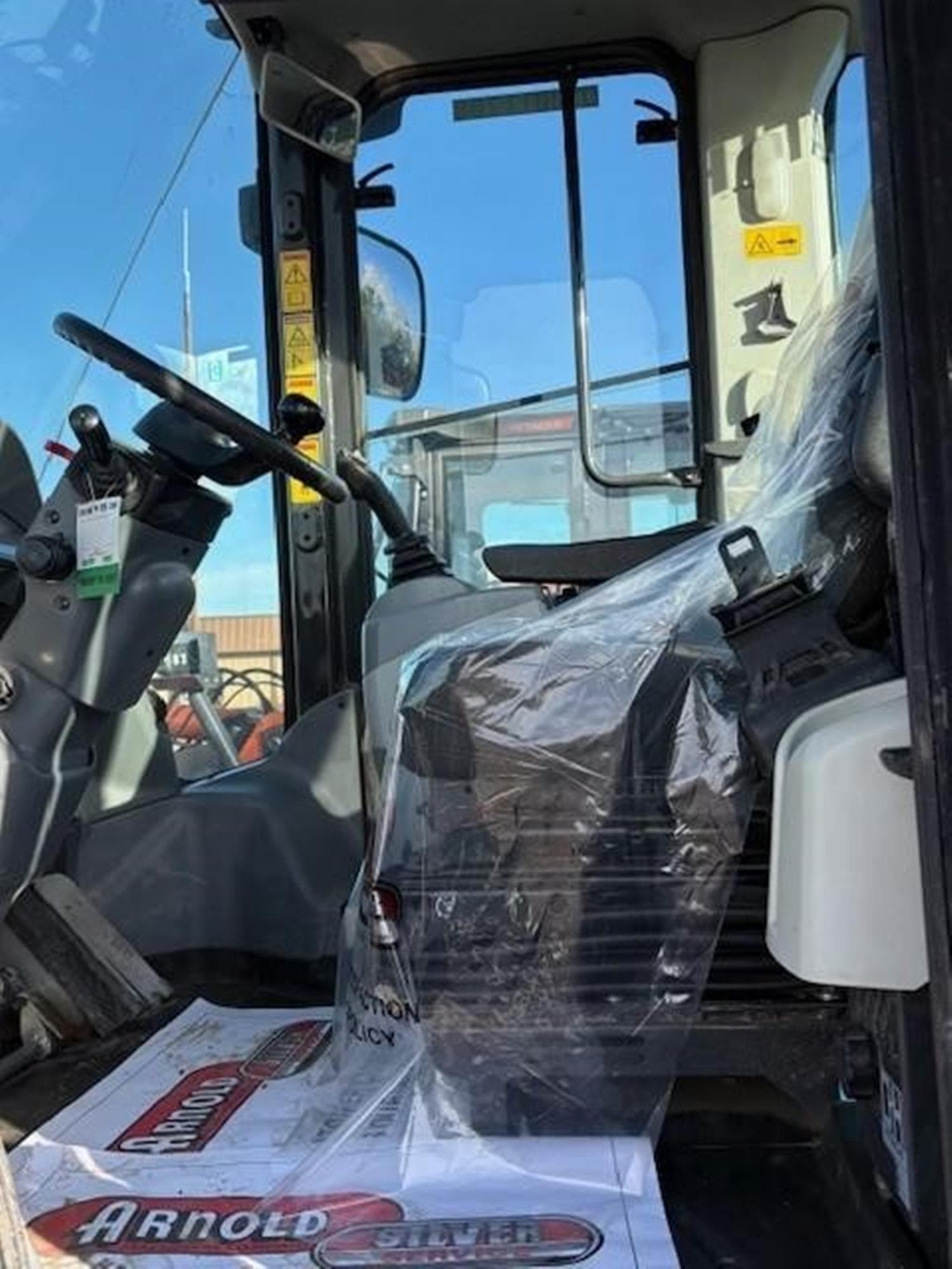 HITACHI ZW180-6 %2fsYPf.jpeg