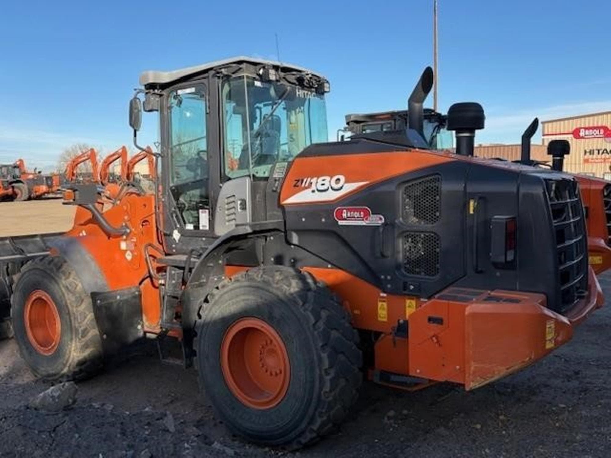 HITACHI ZW180-6 2b8XNMx.jpeg