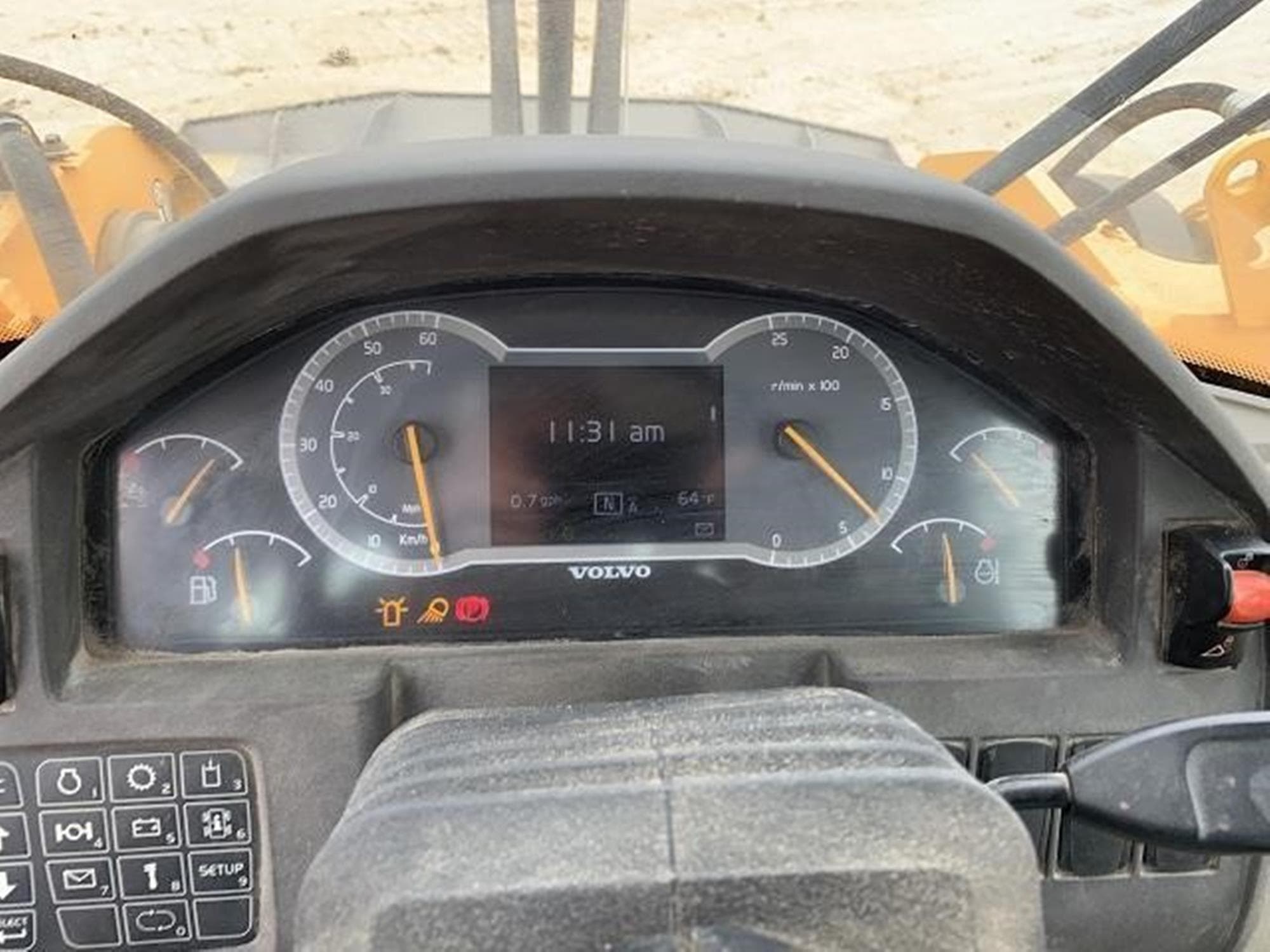 VOLVO L90H 4lYjlyt.jpeg