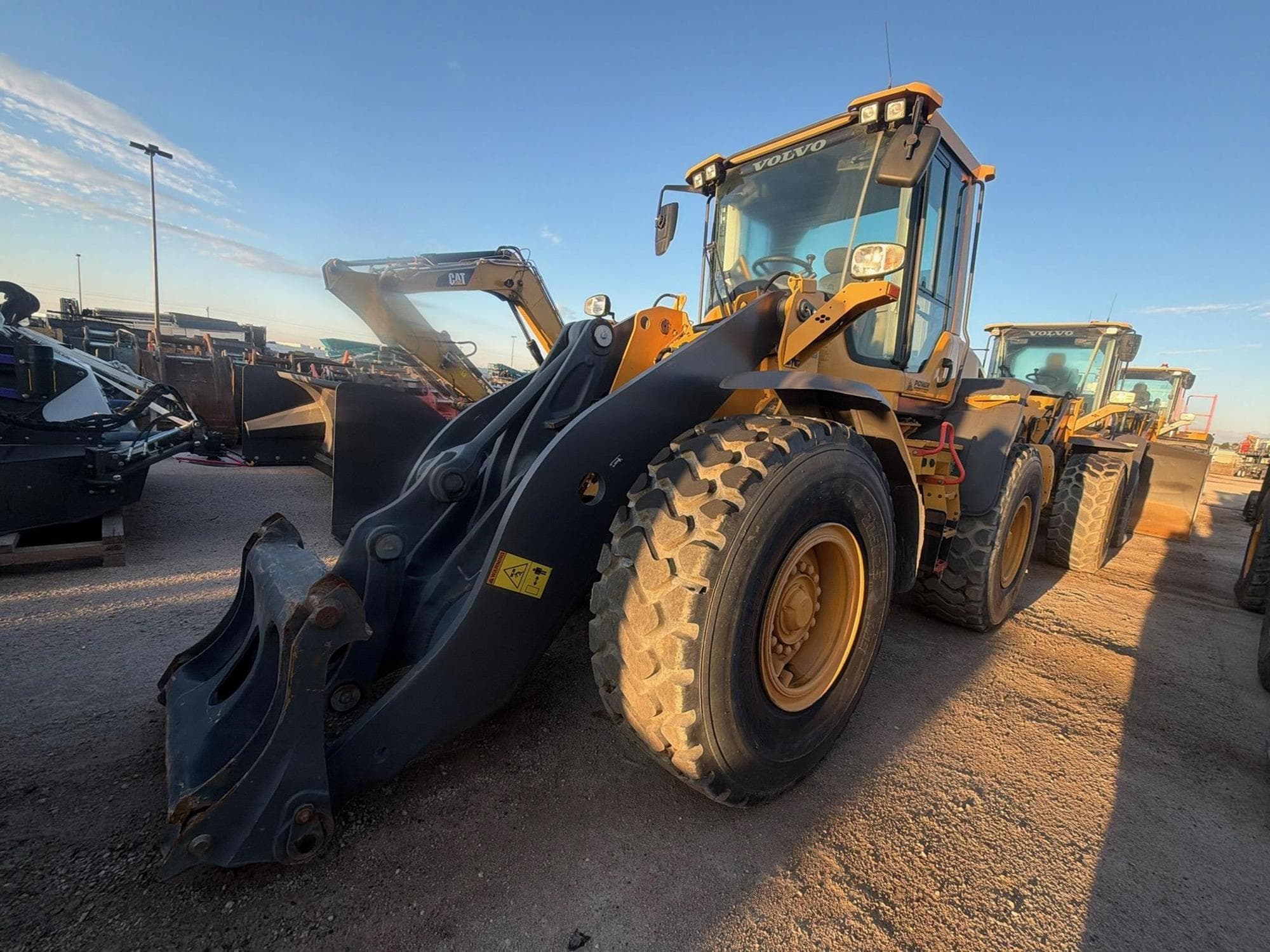 VOLVO L70H 2Sk62Fq.jpeg
