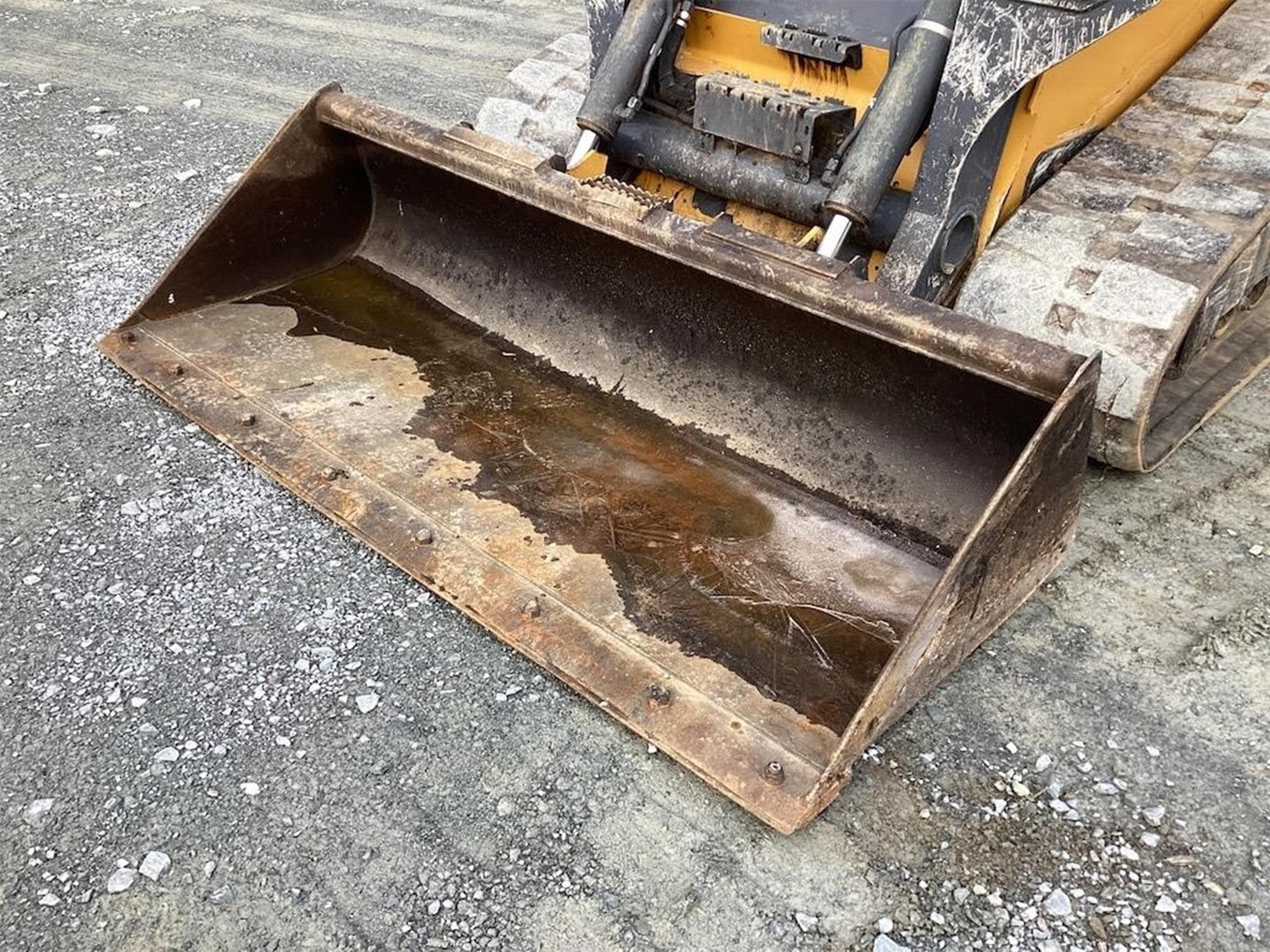 DEERE 333G b3rS3zO.jpeg