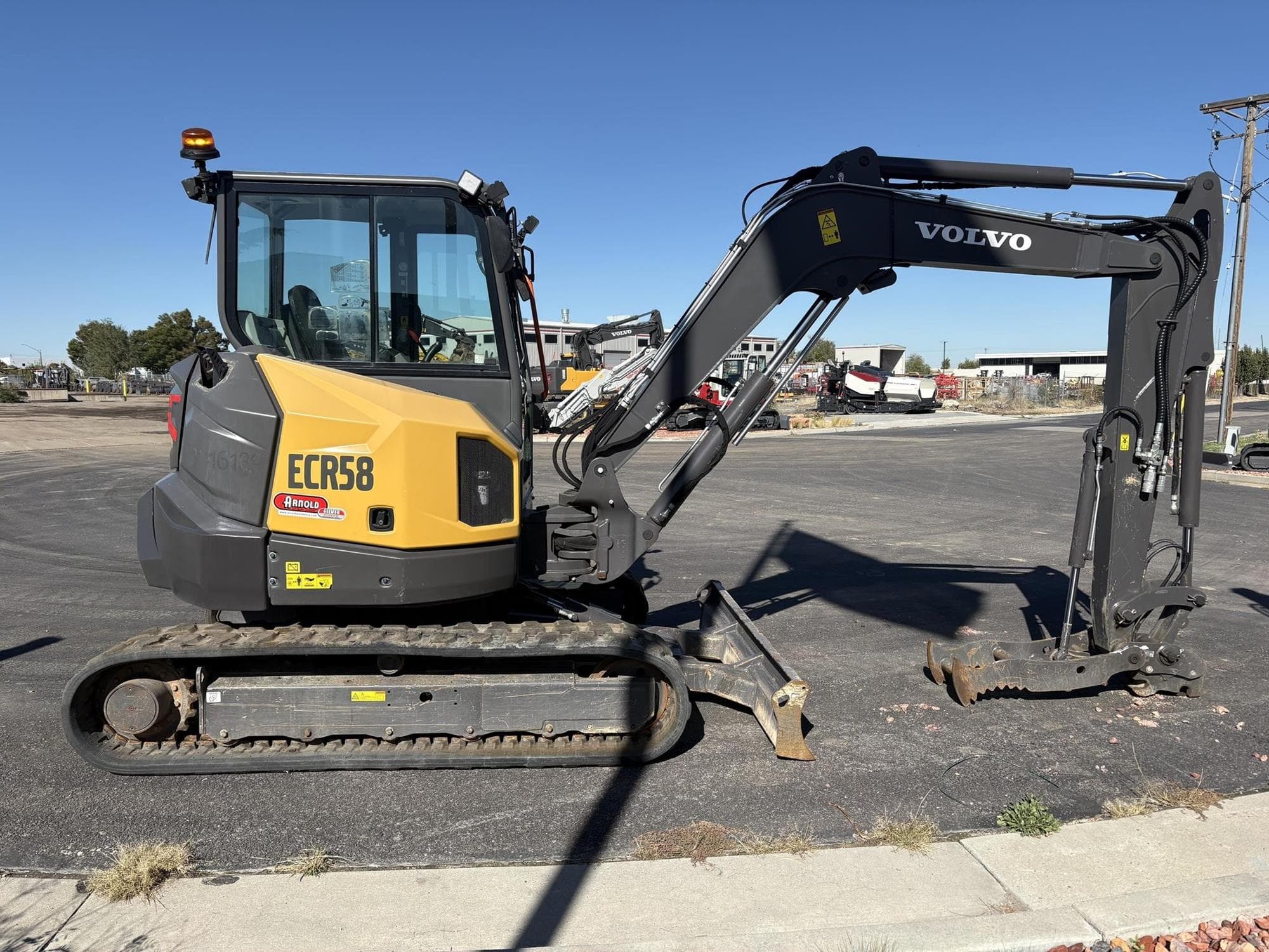 VOLVO ECR58 fQ1Rbdv.jpeg