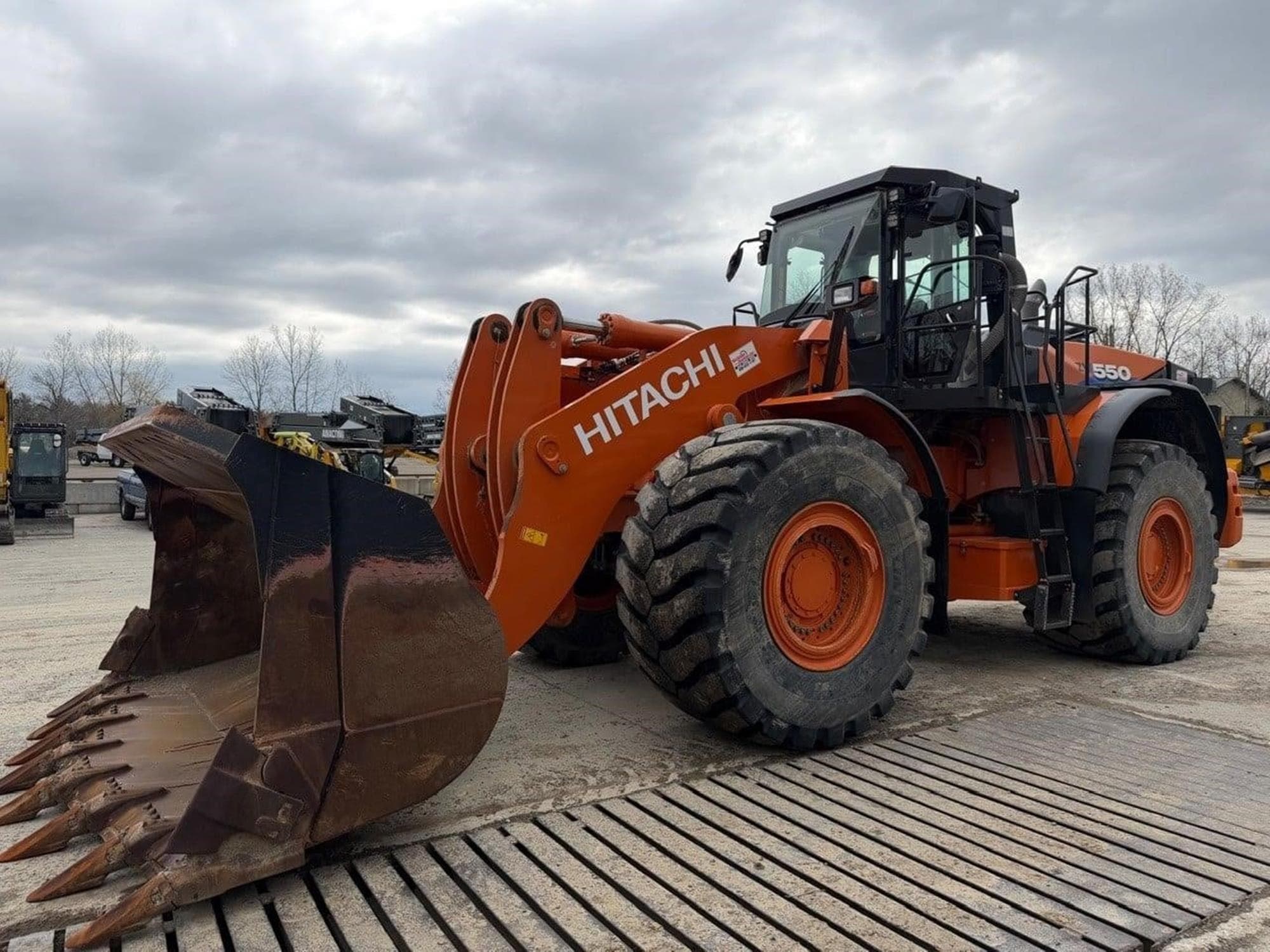 HITACHI ZW550-6 eKB90fn.jpeg