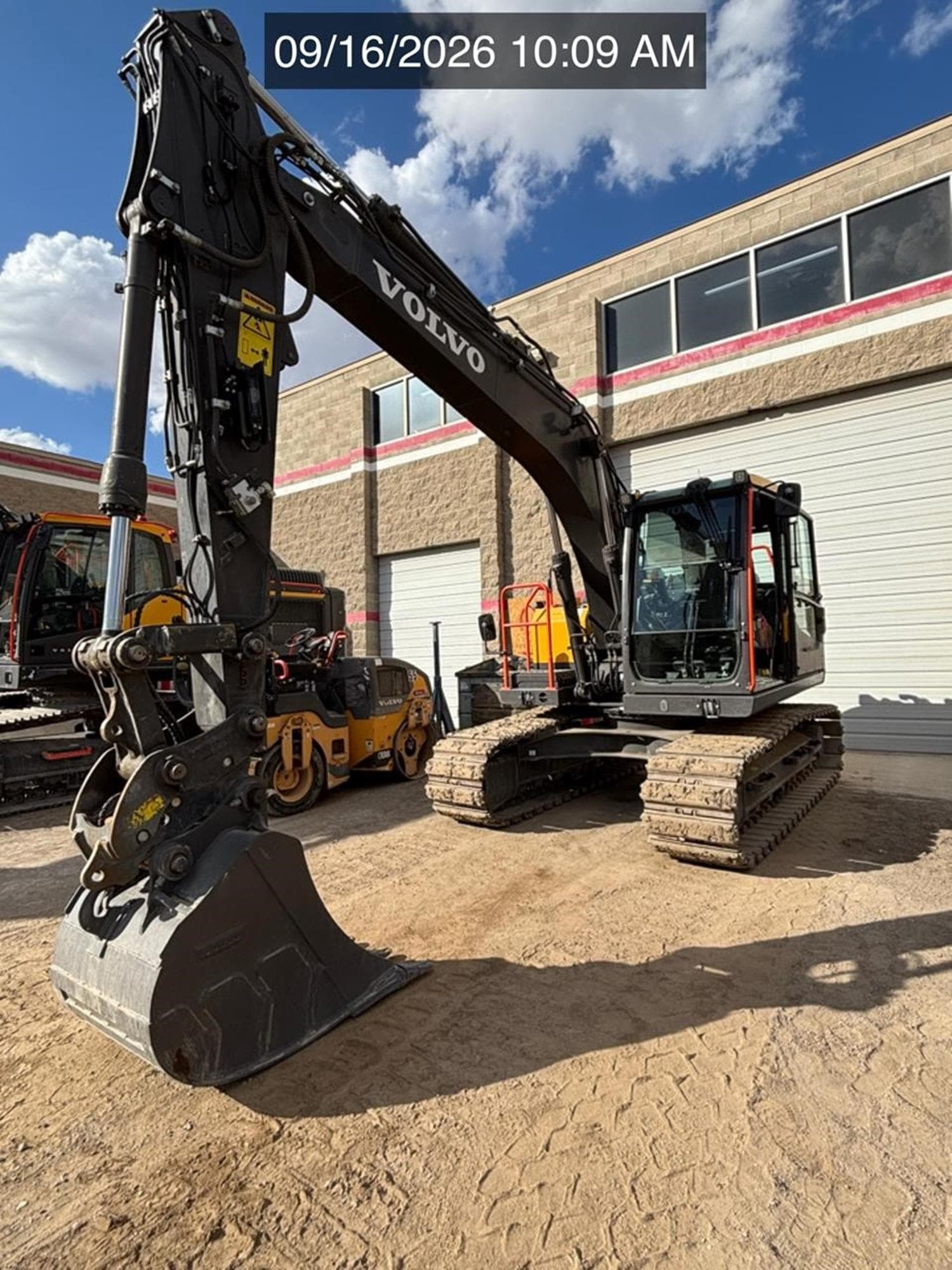VOLVO EC140E LM v04AFQS.jpeg
