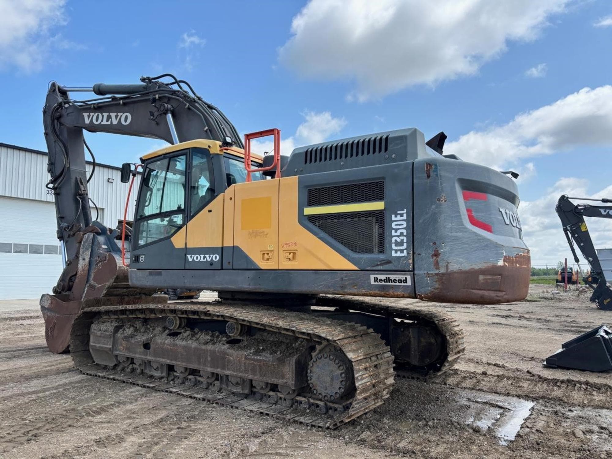 VOLVO EC350E 3yLYocK.jpeg