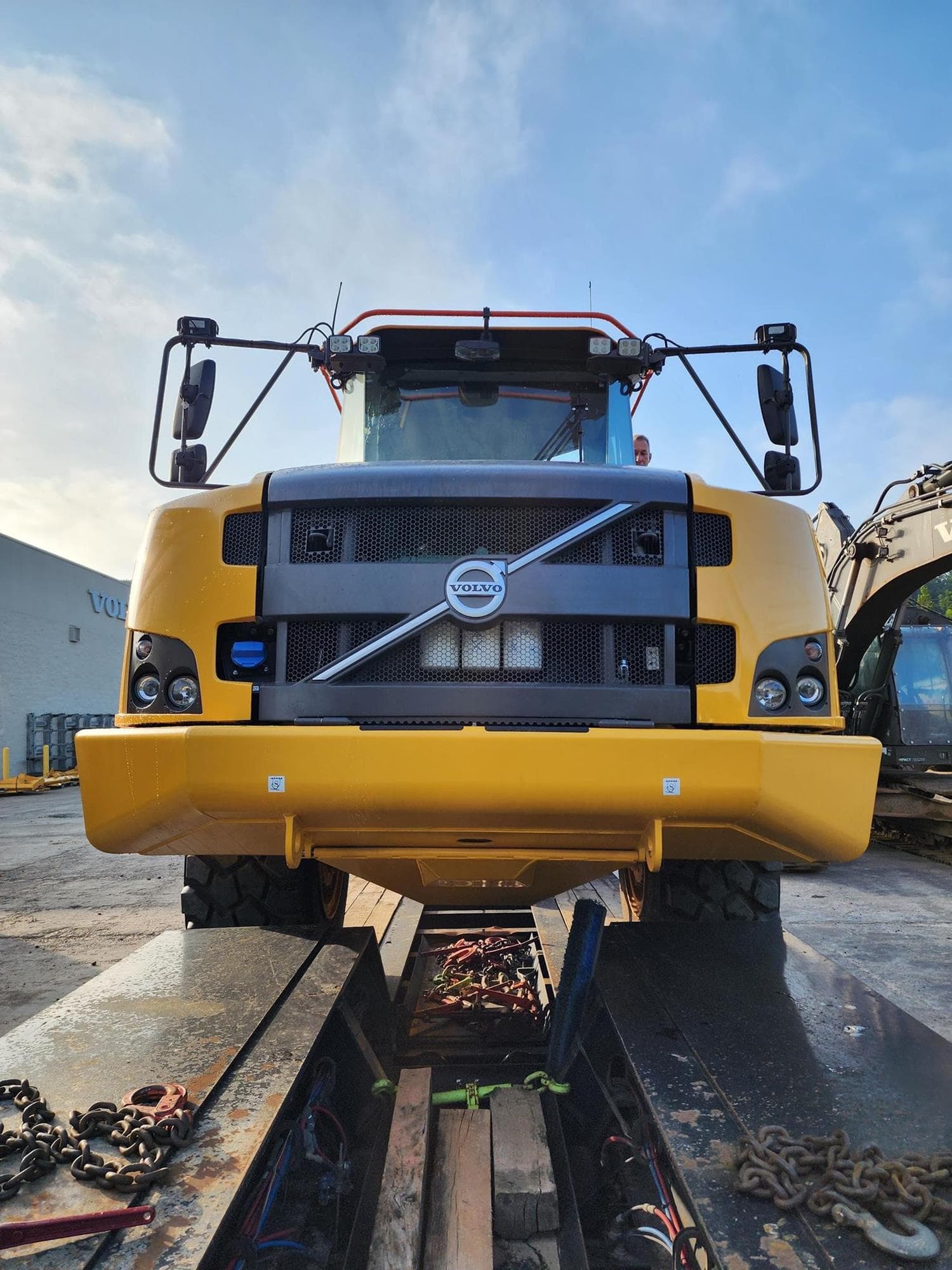 VOLVO A25G lHCm0u8.jpeg