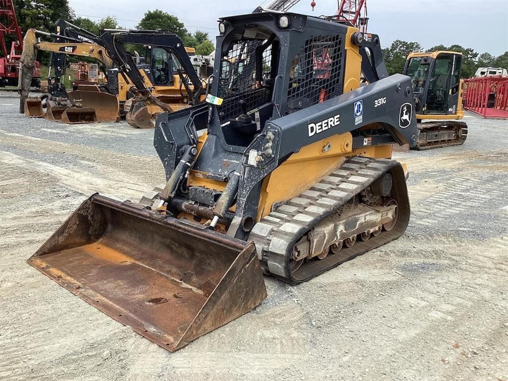 DEERE 331G kJGvqFQ.jpeg