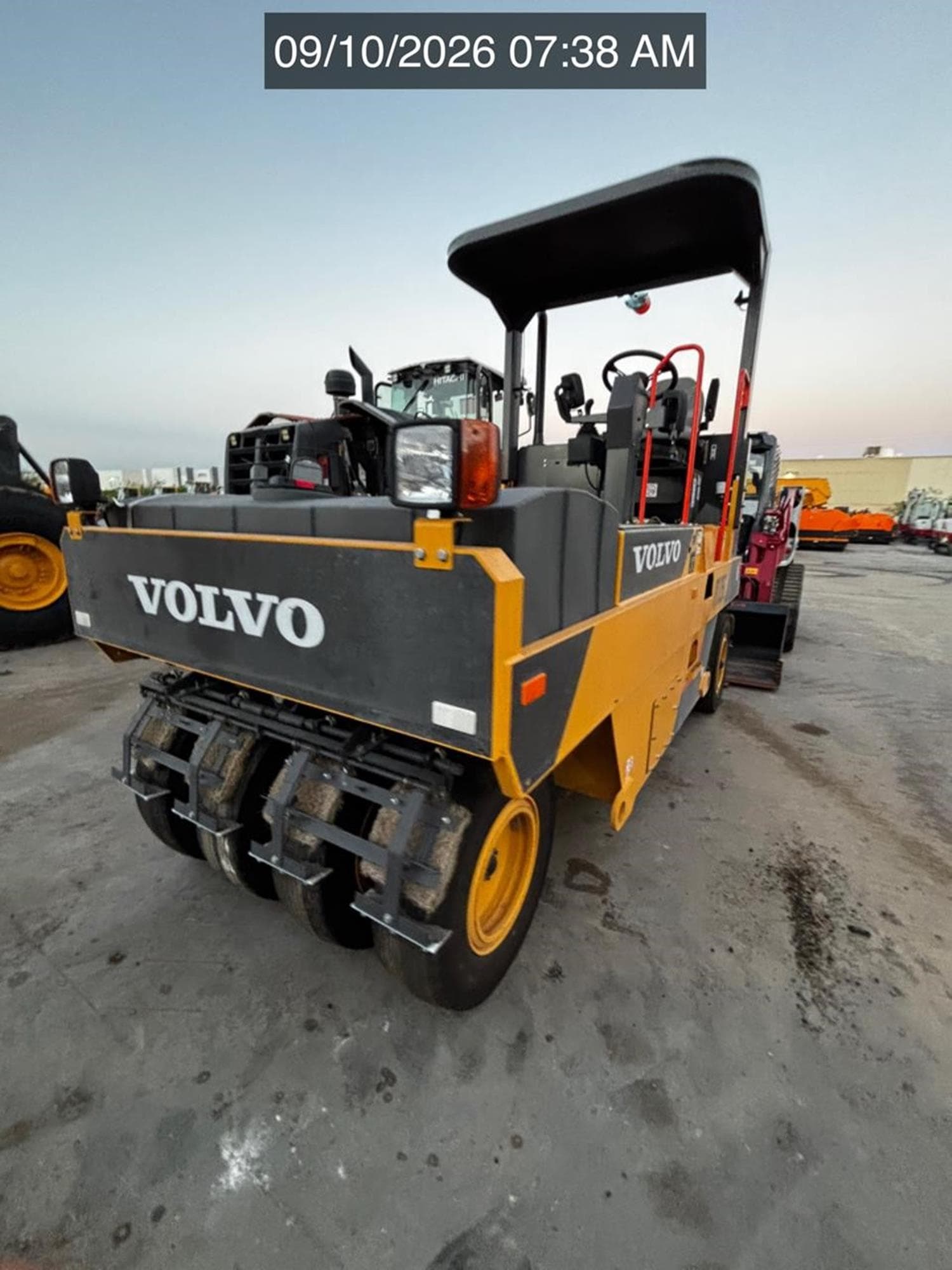 VOLVO PT125C 6NZiAL8.jpeg